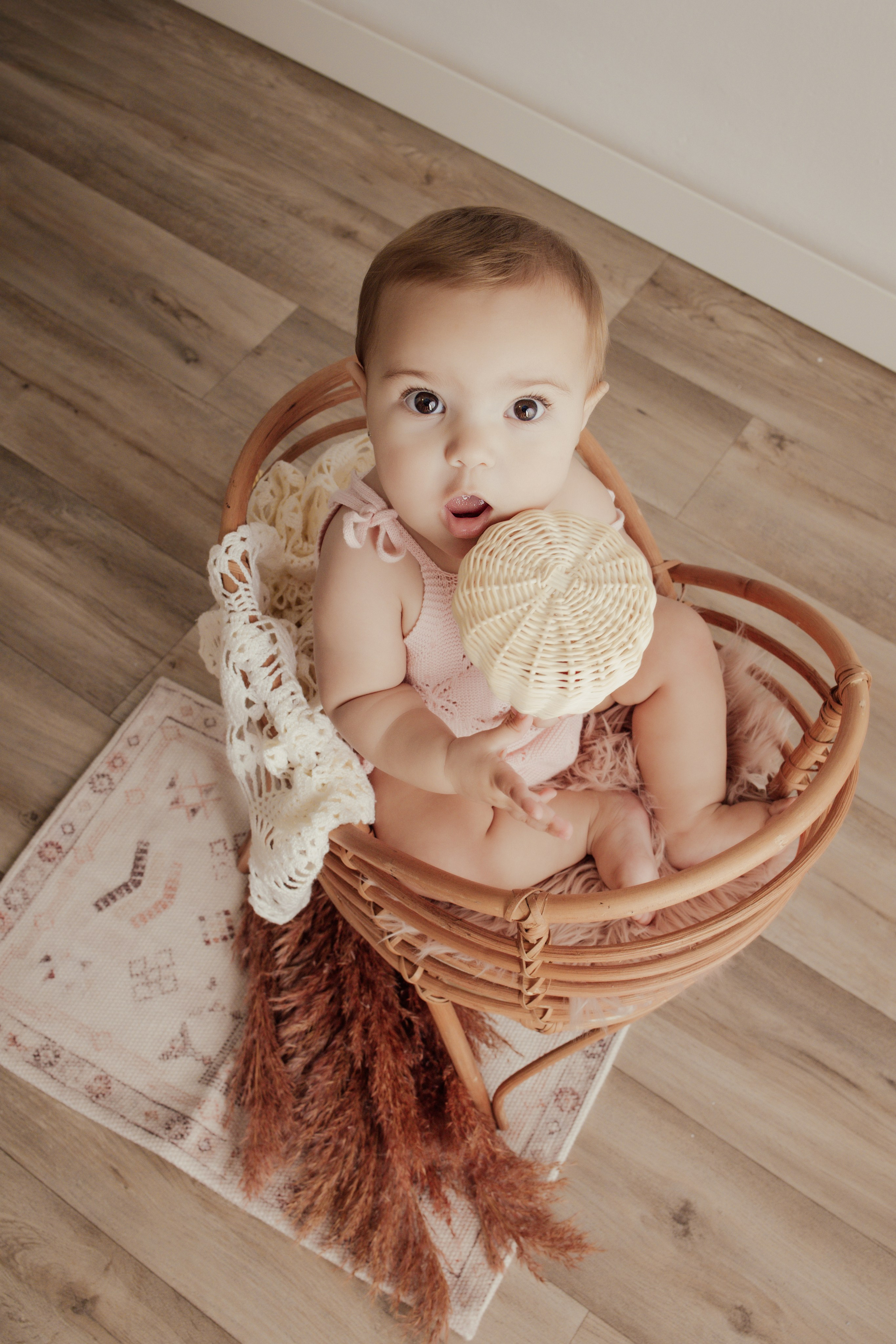 Elia 8 meses