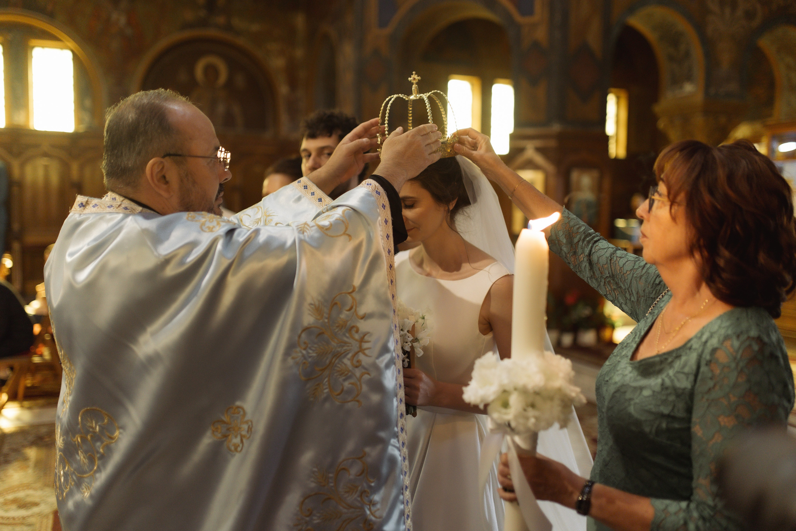 George & Alina | Wedding at Hotel Timisoara. Wedding photographer and videographer based in Timisoara, Romania