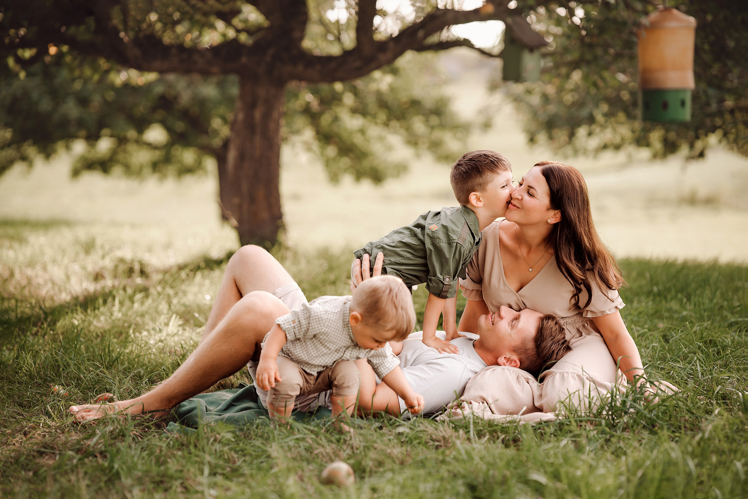 Family Portrait im Spätsommer. Portraitfotografie in Gründau Elena Ohnstedt
