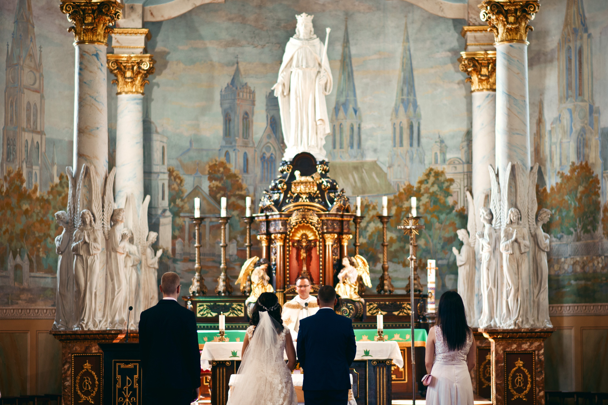 Vestuvių fotosesija, ceremonija, Vestuvių pasiruošimo fotografavimas. Vestuvių fotografas Vilnius Trakai kaina vestuvių fotografavimas fotografė personal.lt photogrpahy kainos jaunoji jaunikis nuotaka santuoka vestuvės, profesionali natūrali meninė reportažinė klasikinė fotosesija, vestuvių fotosesija gamtoje dvare