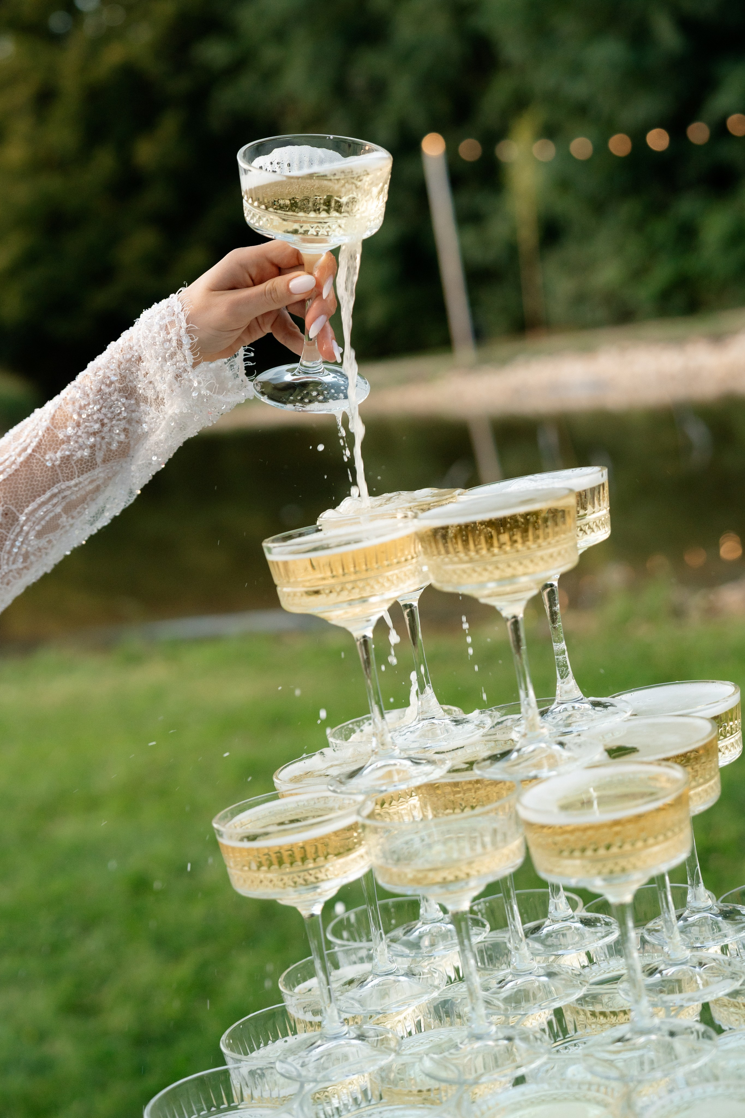 Wedding Photographer Alex Pasarelu