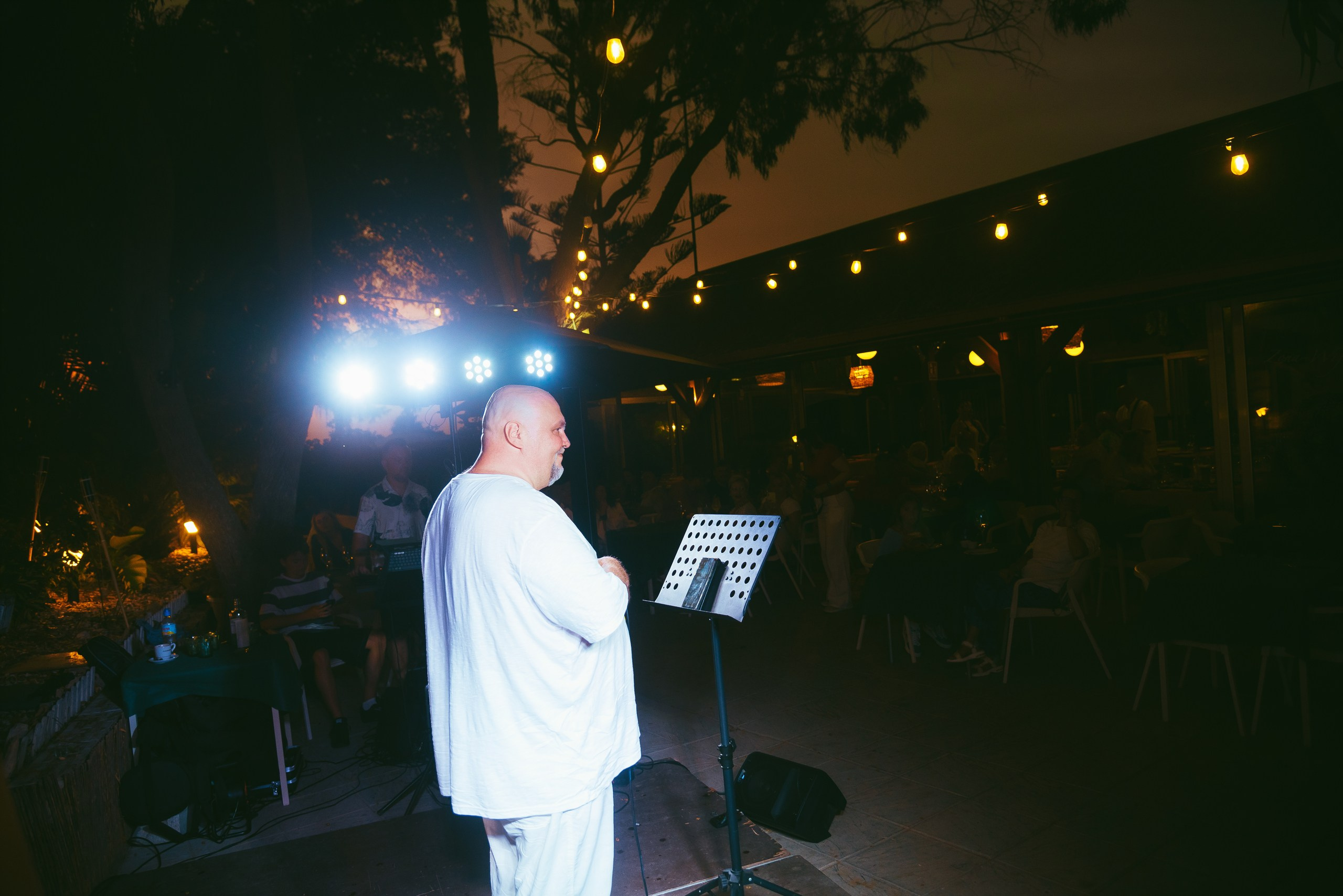 Photo report from a creative evening at the El Bosque Animado restaurant, Torrevieja