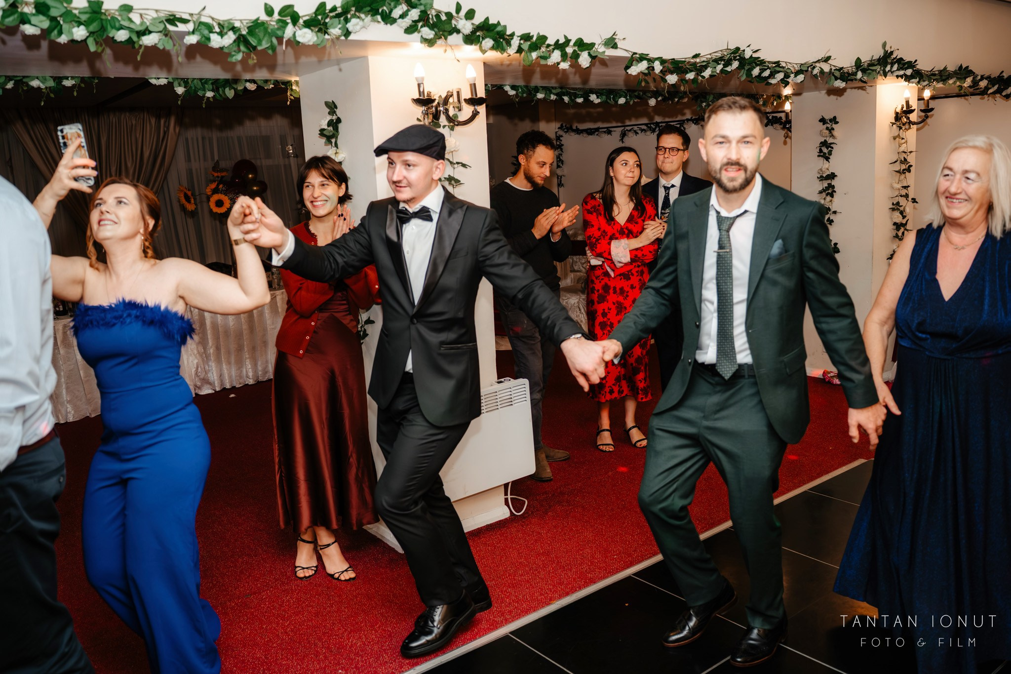 Mihaela & Razvan. TANTAN IONUT FOTO & FILM