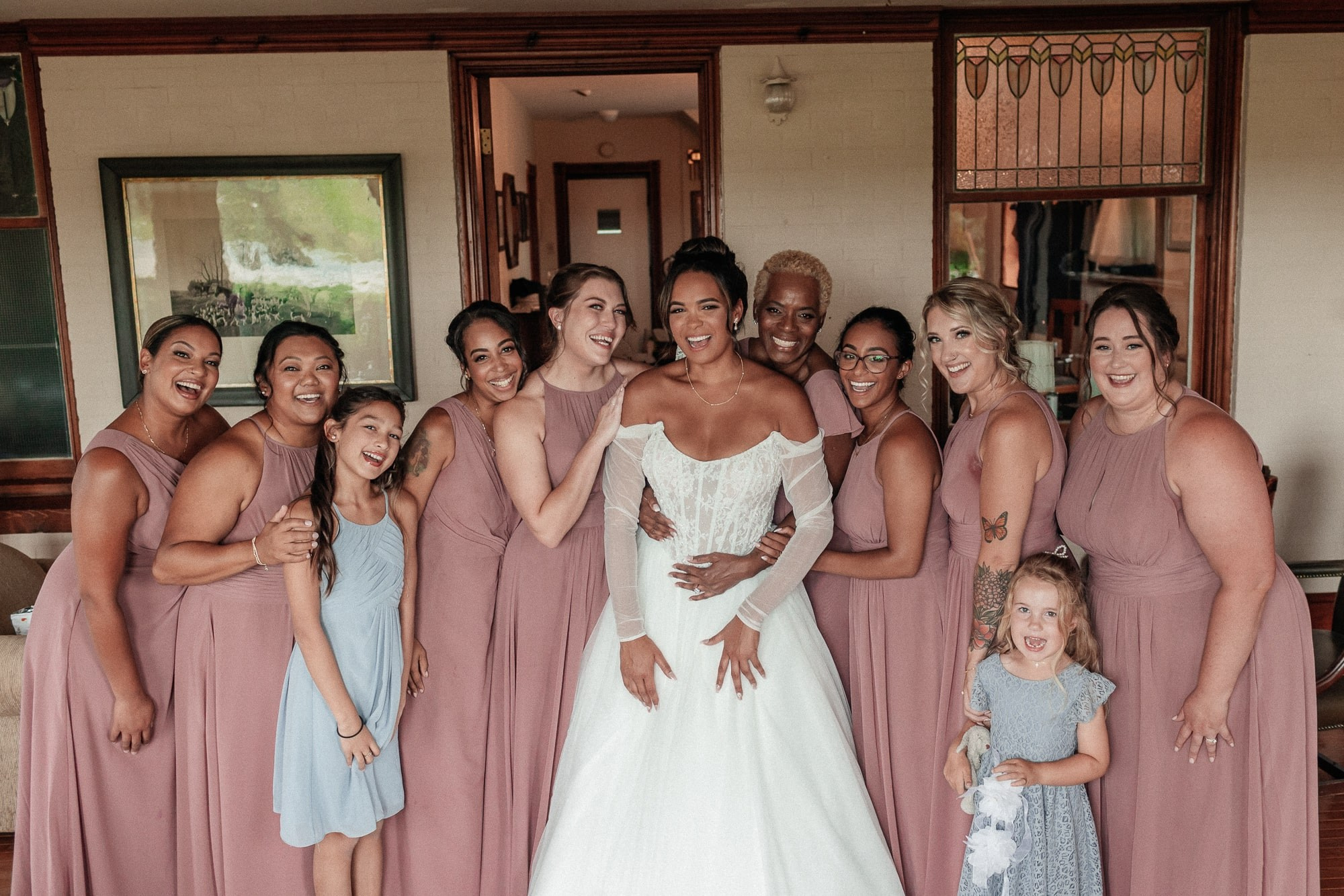 Jessica & Stephen’s Candid Wedding Photos | Documentary-Style Wedding Photography | Hamilton, Oakville, Brampton, Etobicoke. Storytellers Films — Candid Wedding Videographer & Photographer in Toronto, Ontario and beyond