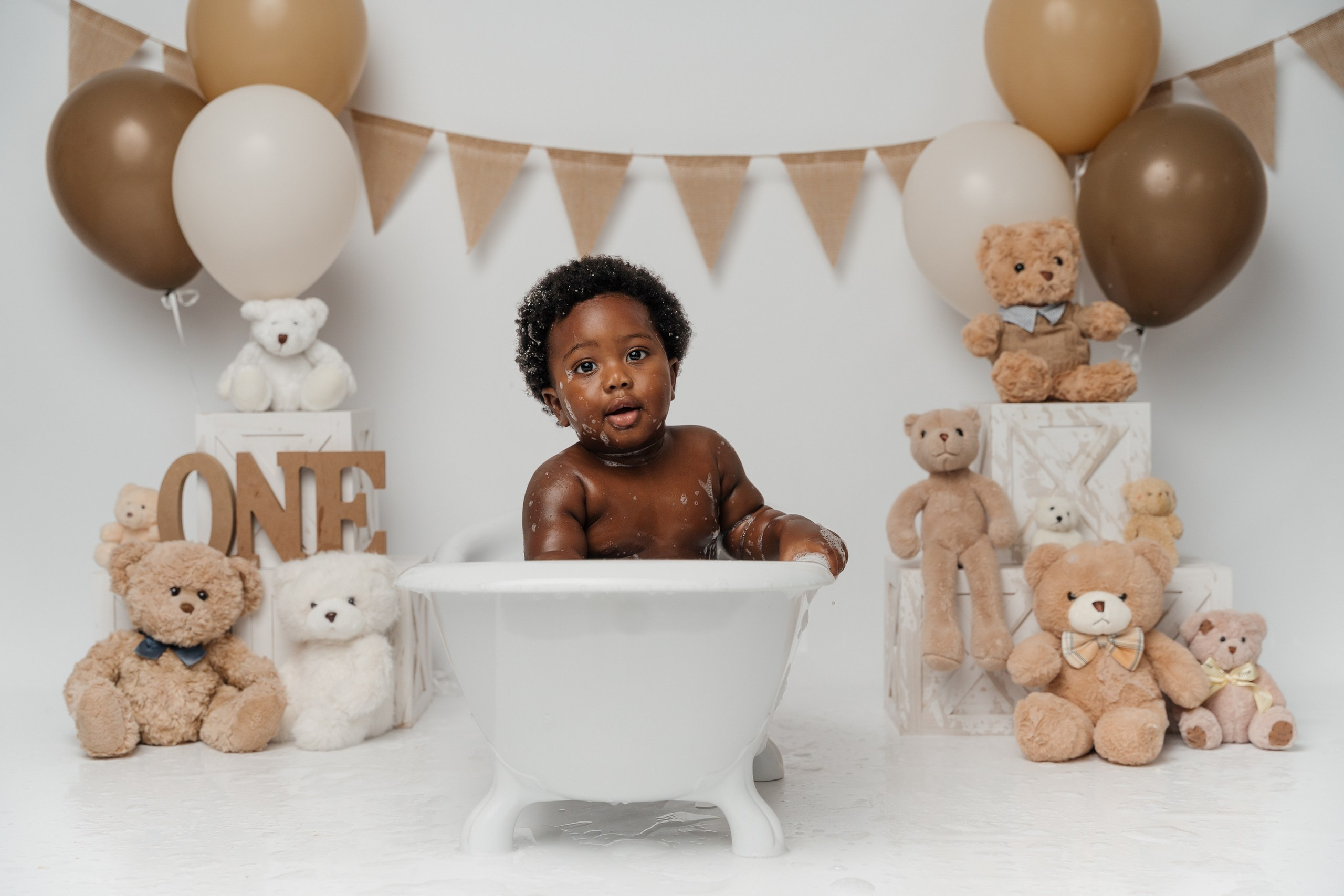Adorable baby Chukwuma 🥰. Newborn and family photographer. Hills District. Sydney