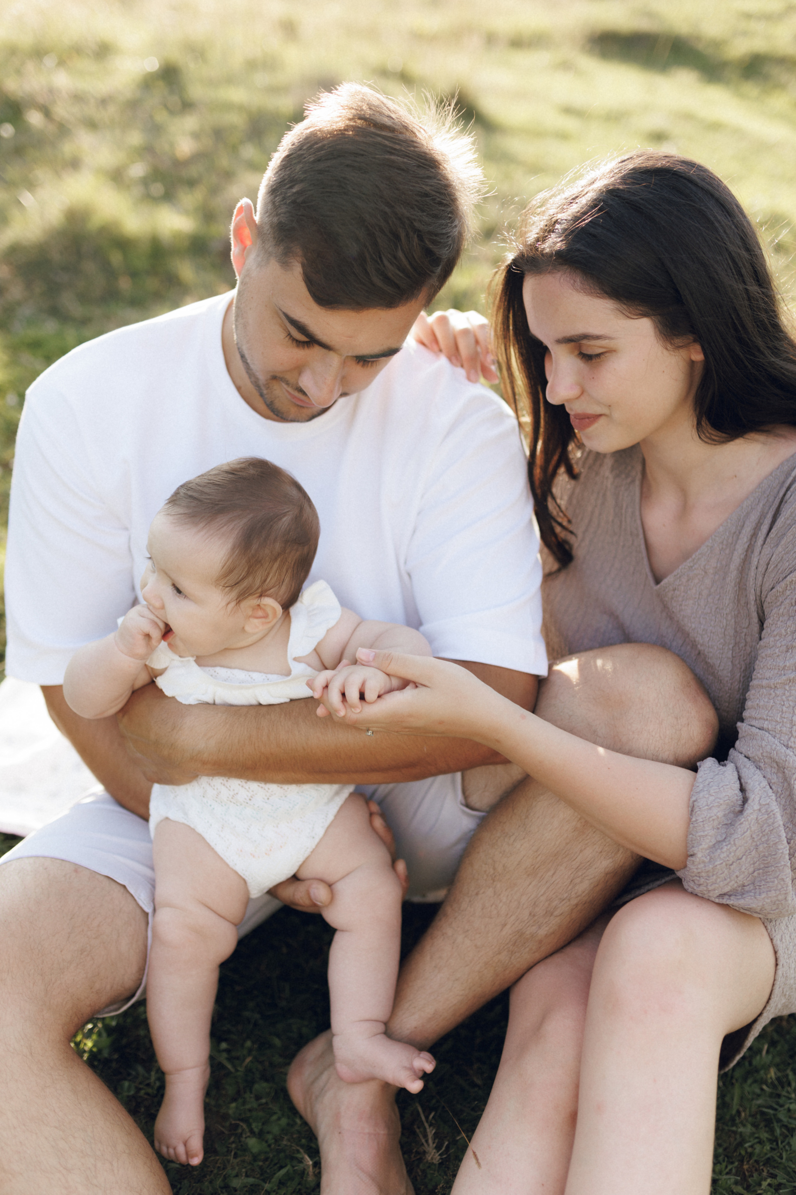 Sergiu, Vanessa and Vittoria — a family portrait in La Palma, Suceava. Wedding photographer and videographer based in Timisoara, Romania