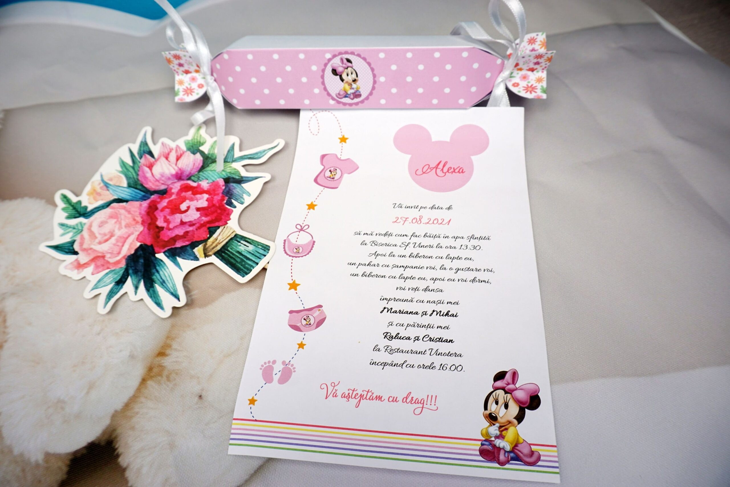 COD- blue_candy / 7,90 LEI (Prețul include tipărirea). Invitațiile de botez sunt confecționate dintr-un material mat, având un design special sub formă de bomboană, cu personajul “Mickey ”. Aceste invitații unice nu necesită plic, oferind astfel un aspect jucăuș și inovativ.Descoperă invitațiile perfecte pentru botezul tău! Alege dintr-o varietate de designuri clasice și moderne pentru a anunța ziua specială. #Botez #InvitațiiBotez #InvitațiiPersonalizate. Uvertura Mall Demisol.invitații botez, invitații botez drăgălașe, invitații botez Baby, invitații pastelate botez, invitații cu tematică botez, invitații botez băiat, invitații botez fată, invitații botez personalizate, invitații botez moderne, modele invitații botez originale..invitații digitale, invitații online nuntă, invitații digitale personalizate, invitații electronice, invitații moderne nuntă, invitații de nuntă PDF, invitații WhatsApp nuntă, invitații de nuntă fără print, invitații nuntă economice, invitații digitale elegante