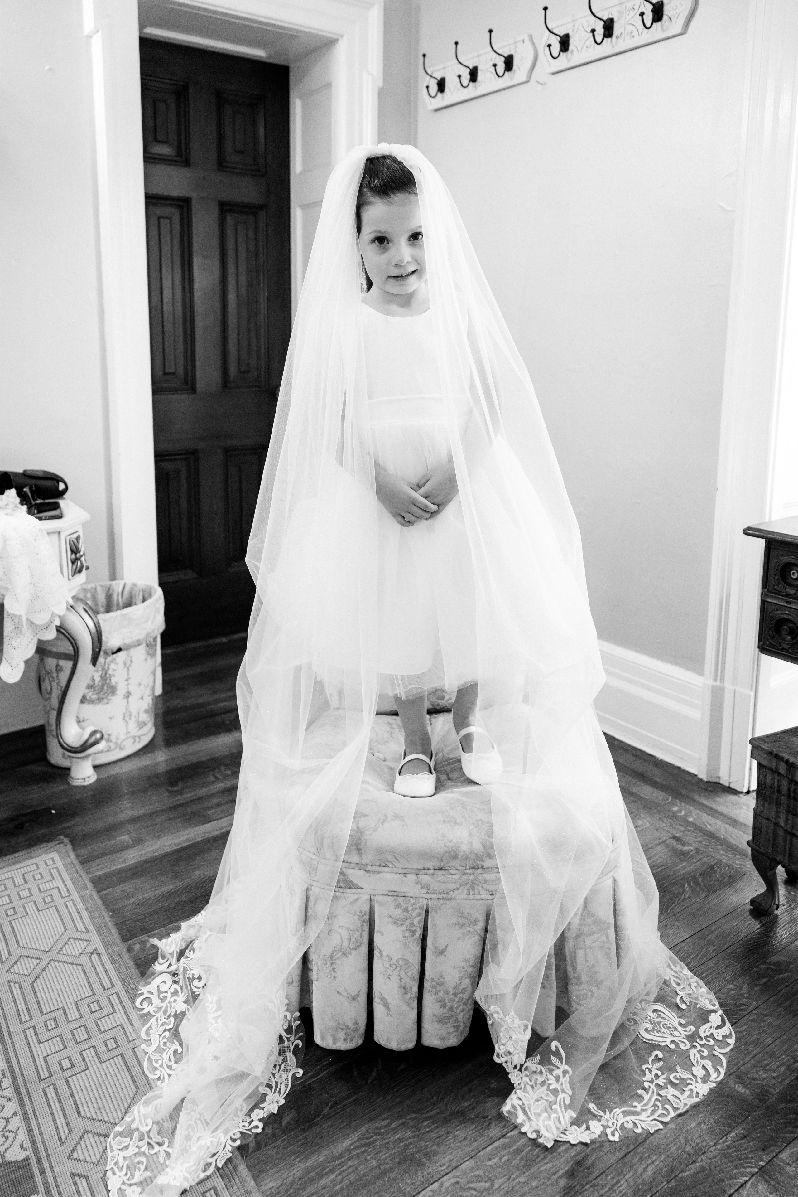 Lester & Annalise’s Romantic Summer Wedding at Gassaway Mansion in Greenville, SC. Wedding and portrait photography in Greenville SC