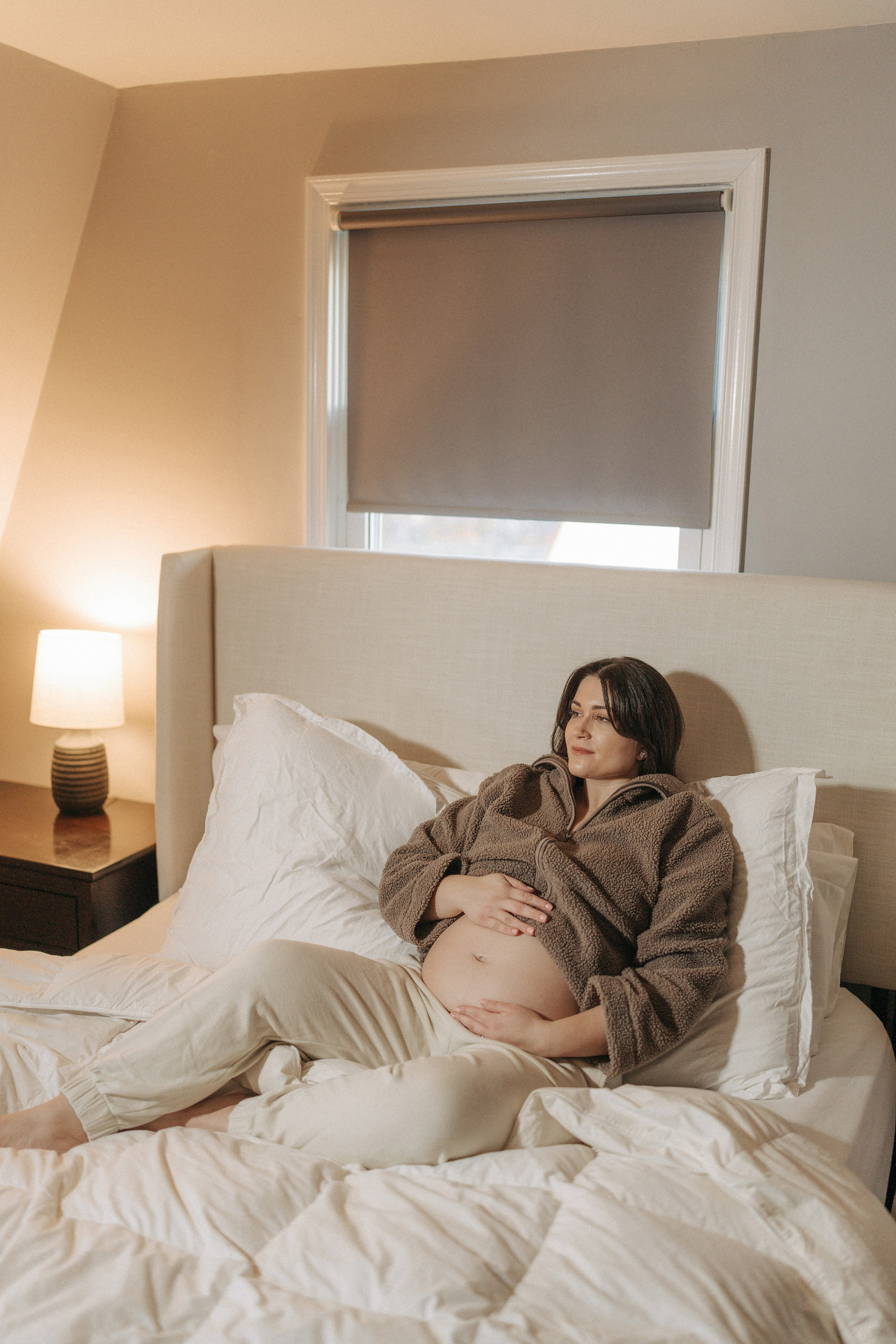 Home Maternity Photography – Relaxed & Candid Pregnancy Moments. Alisa Tant — Family and newborn photographer Bucks County, Montgomery county, Philadelphia, NJ