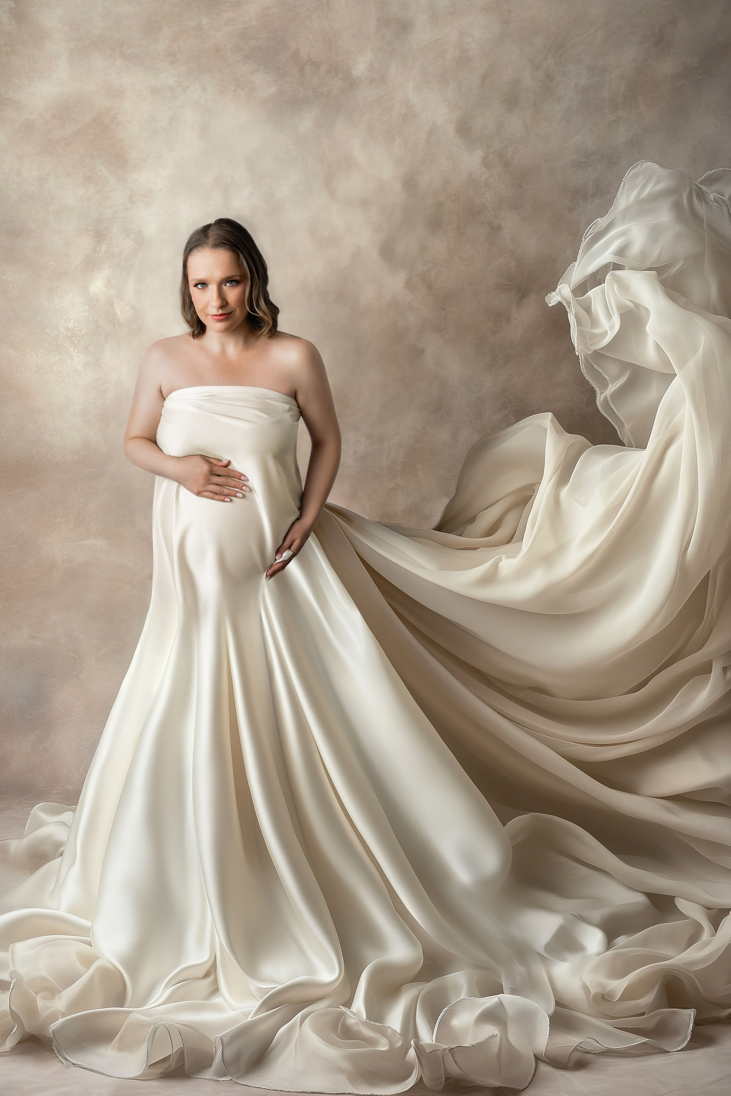Timeless Maternity Photographer in Toronto. Iana Banana | Toronto Maternity, Newborn & Family Photographer
