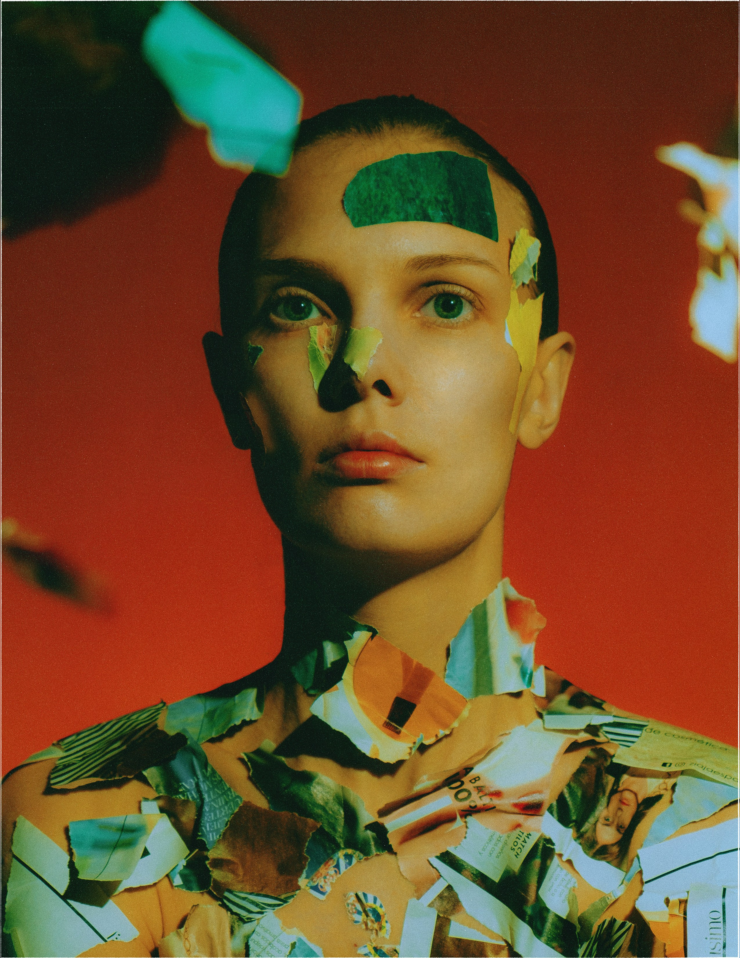 Креативная арт-фотосессия с маской в домашней студии Аликанте — Фотограф Андрей Луковников