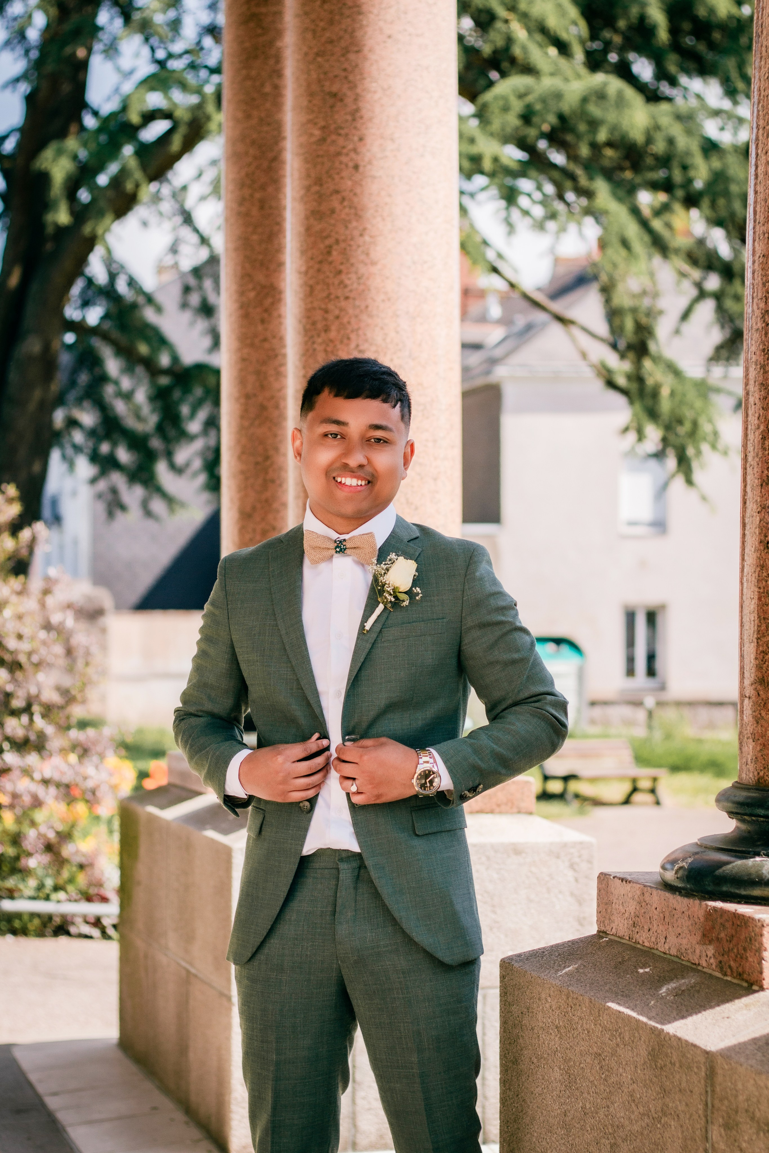 Mariage de Ny & Hasina vue la Loire. Photographe professionnelle à Poitiers, Tours et Châtellerault | Studio photo entre Poitiers et Tours – portraits, familles, entreprises, ma