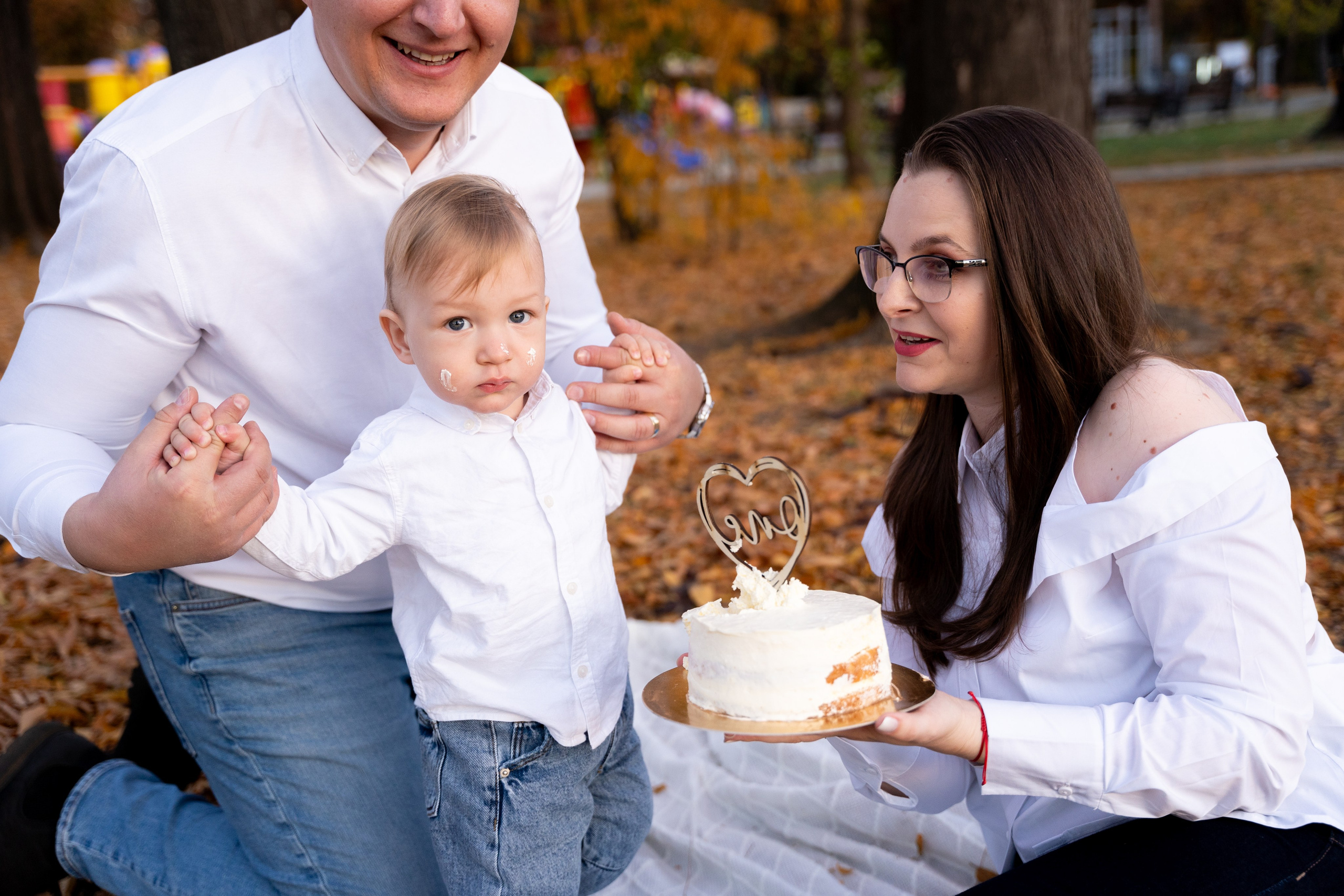 Smash the cake. Fotograf evenimente, fotograf nunta, fotograf botez
