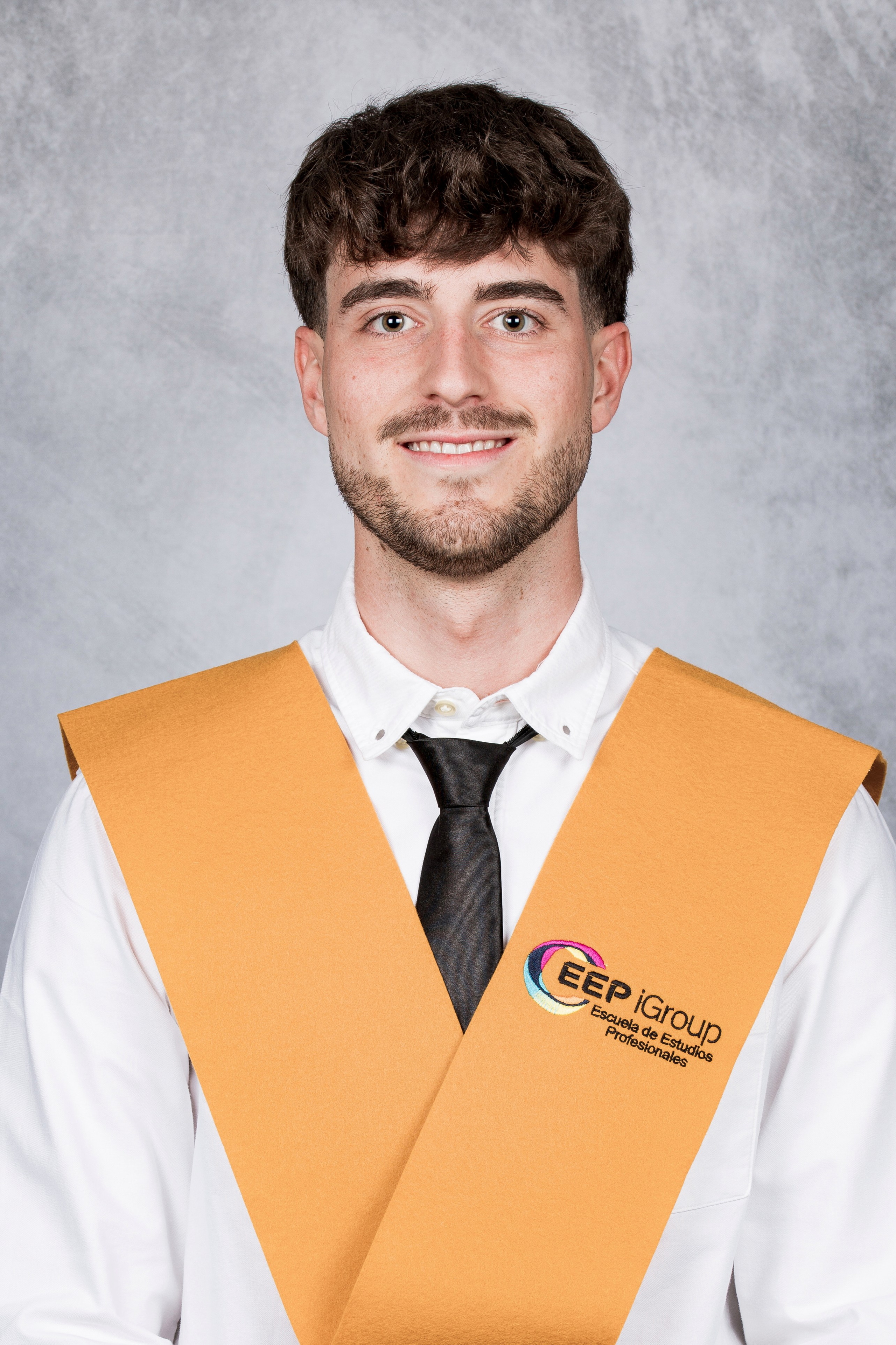 Graduación EEP Igroup 2026. Rainbox Estudio de Fotografía