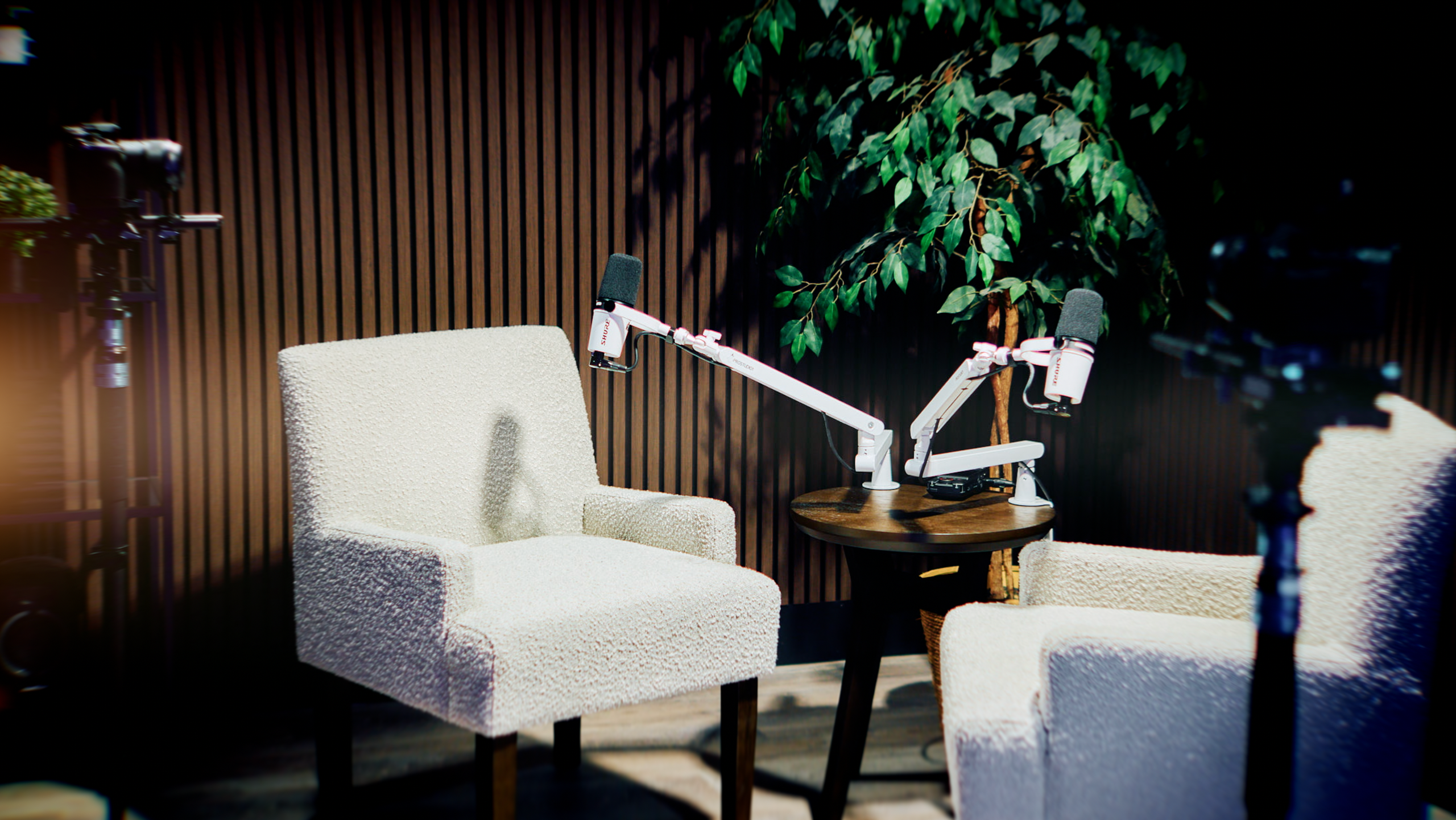 How to Choose the Best Podcast Studio in Hollywood & Miami — Before You Hit Record. Podcast & Photo Studio in Hollywood, FL | ProStudio1 LLC