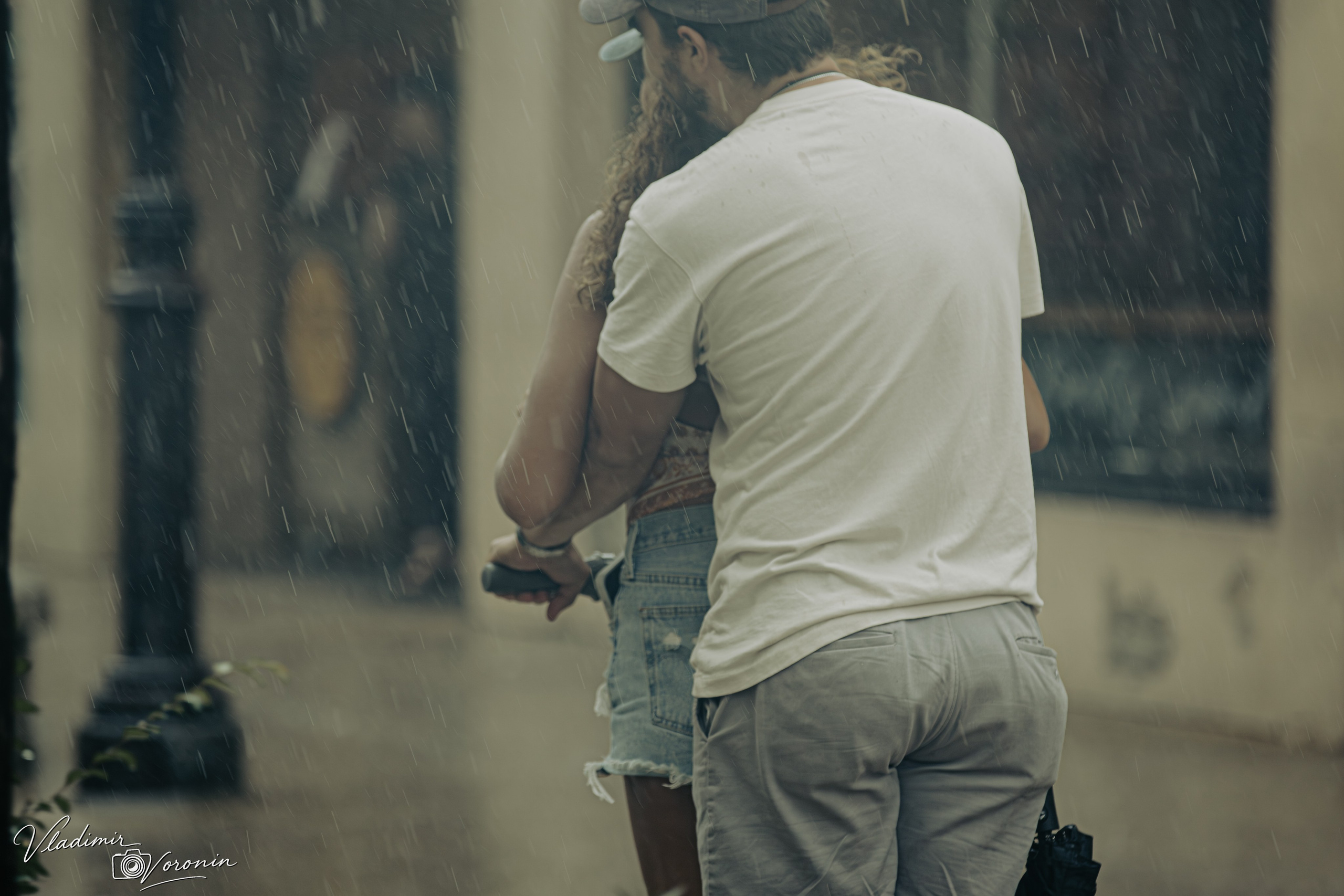 Rain in downtown. Photographer St. Augustine