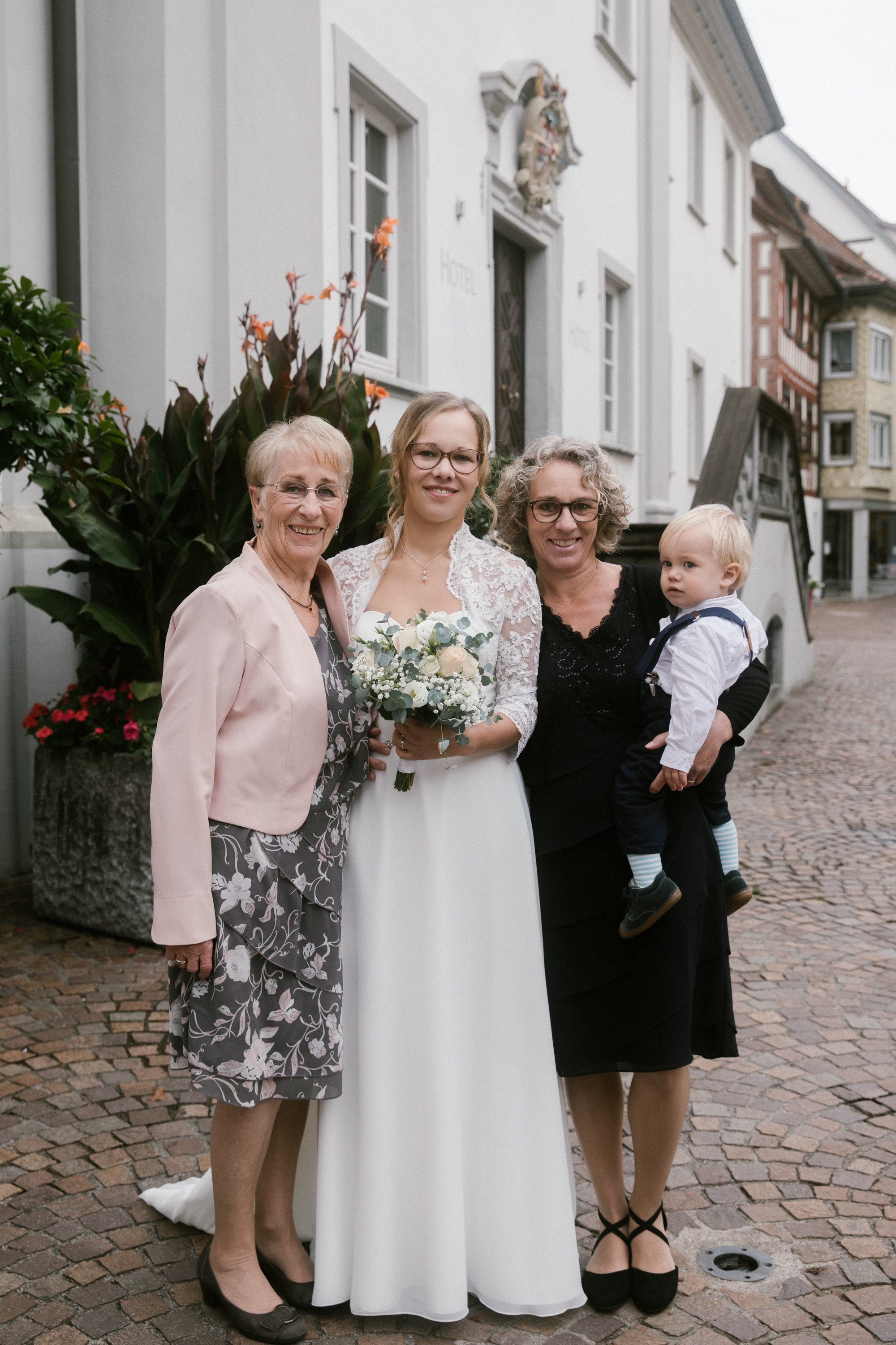 Hochzeitsfotograf Markdorf | Standesamt & Weinberge. Hochzeitsfotograf Bodensee & Allgäu | Liliana Berkut