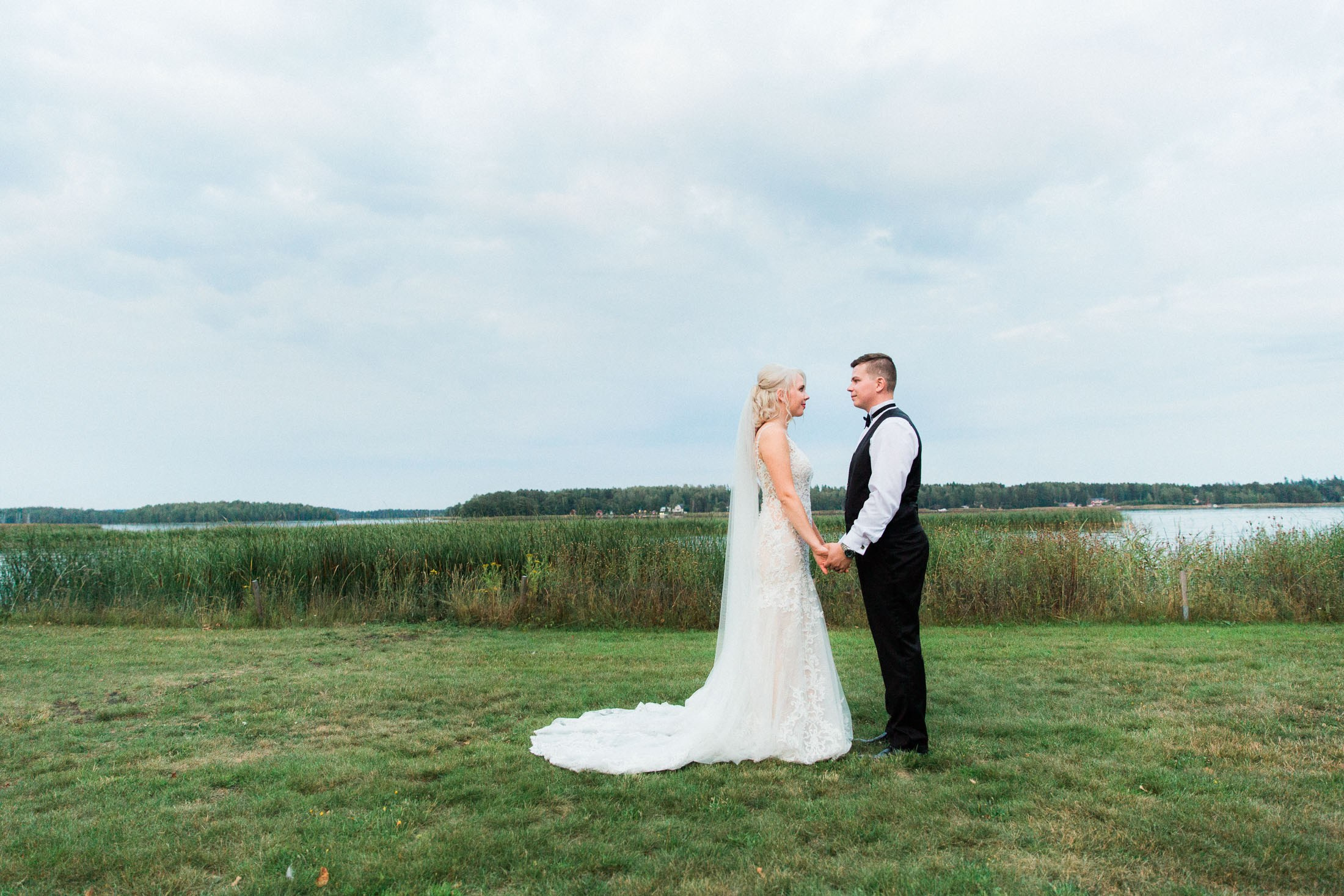 Hääkuvaaja Porvoo | Hääkuvaus Villa Haikko