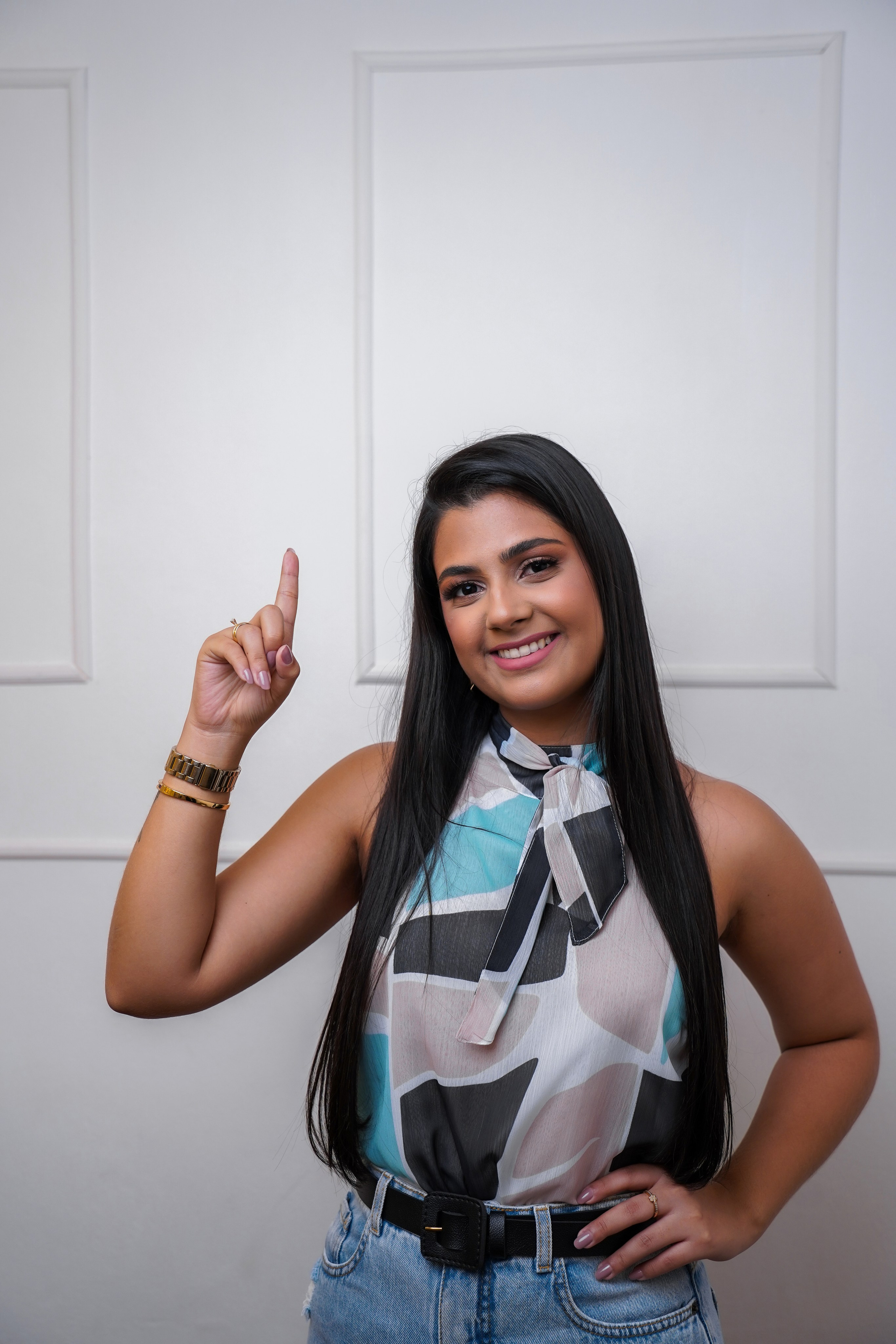 Institucionais. Início