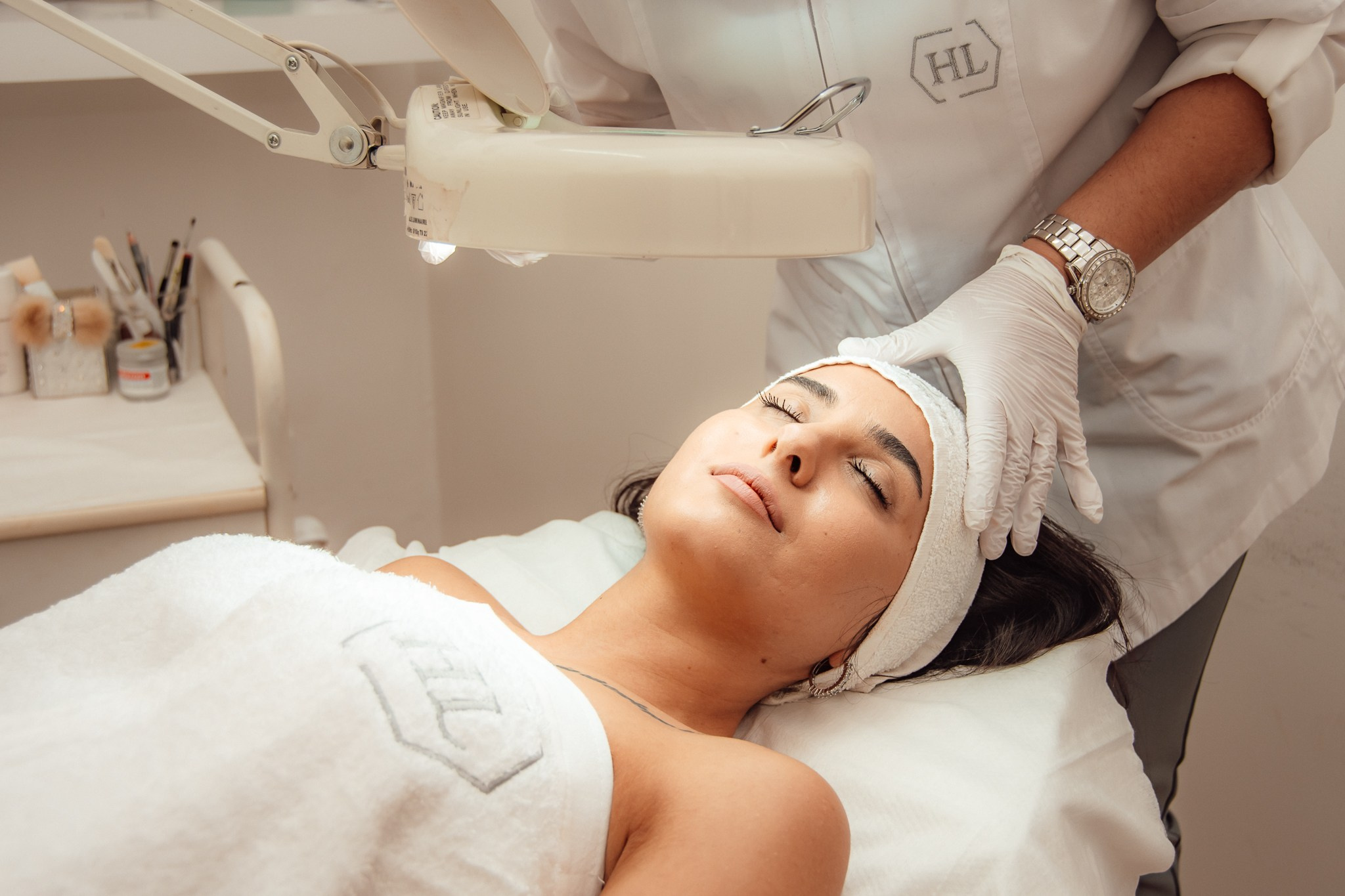 Professional facial cleansing services