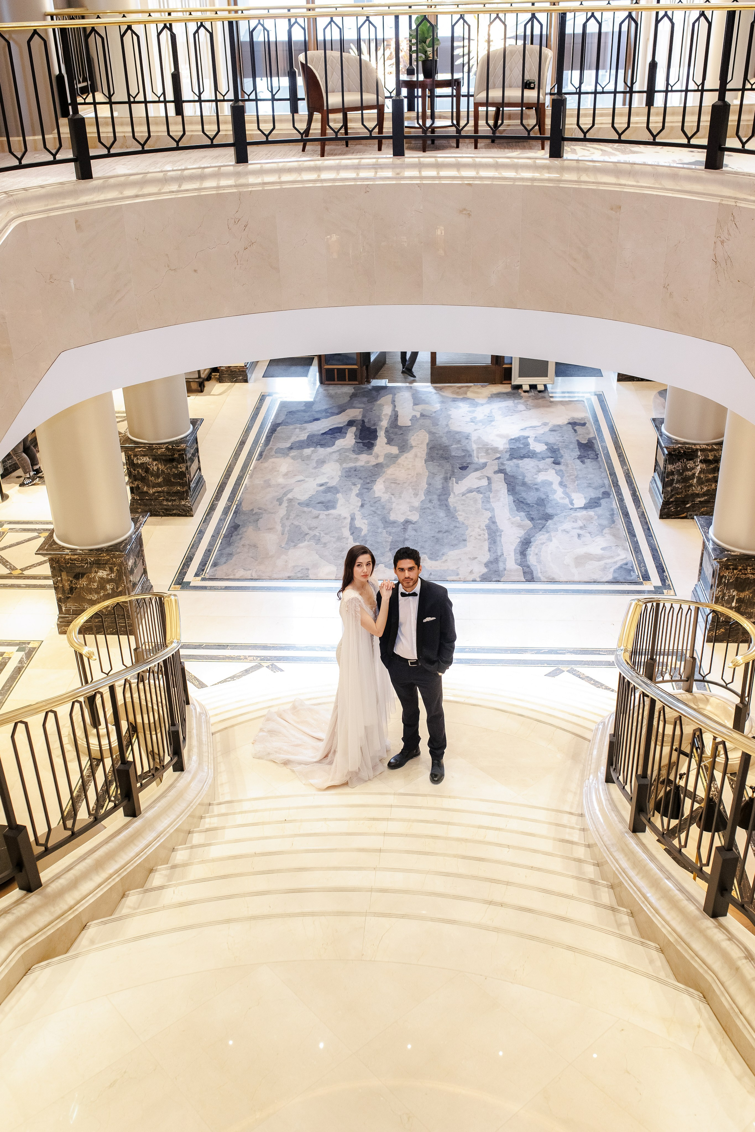 Getting Ready im Ritz Carlton Berlin: Ein zauberhafter Start in den Hochzeitstag. Hochzeitsfotografie in Berlin Nataliia Schütze