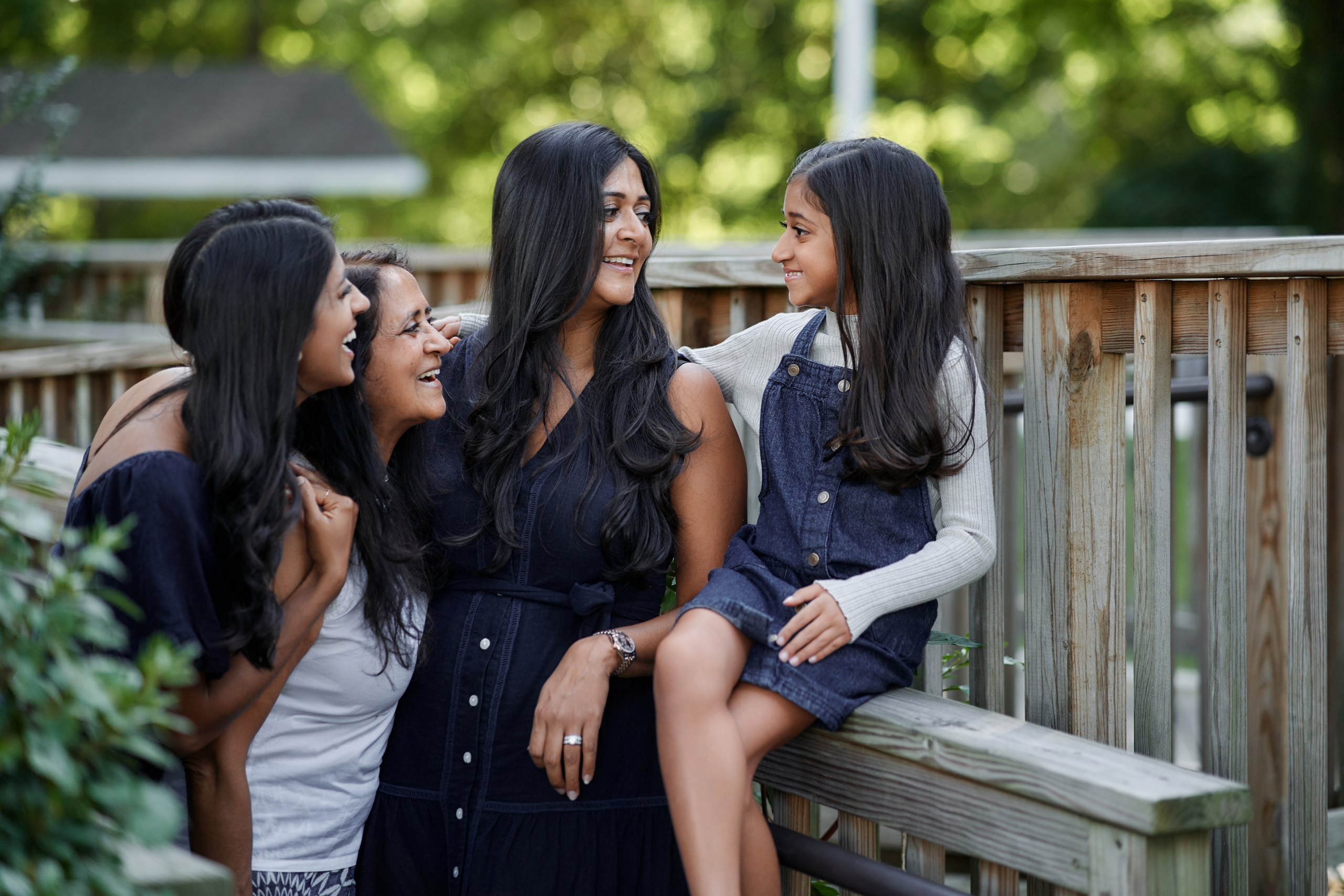 Family photo service New York / Experienced photographer. Professional Wedding and event photographer USA New York