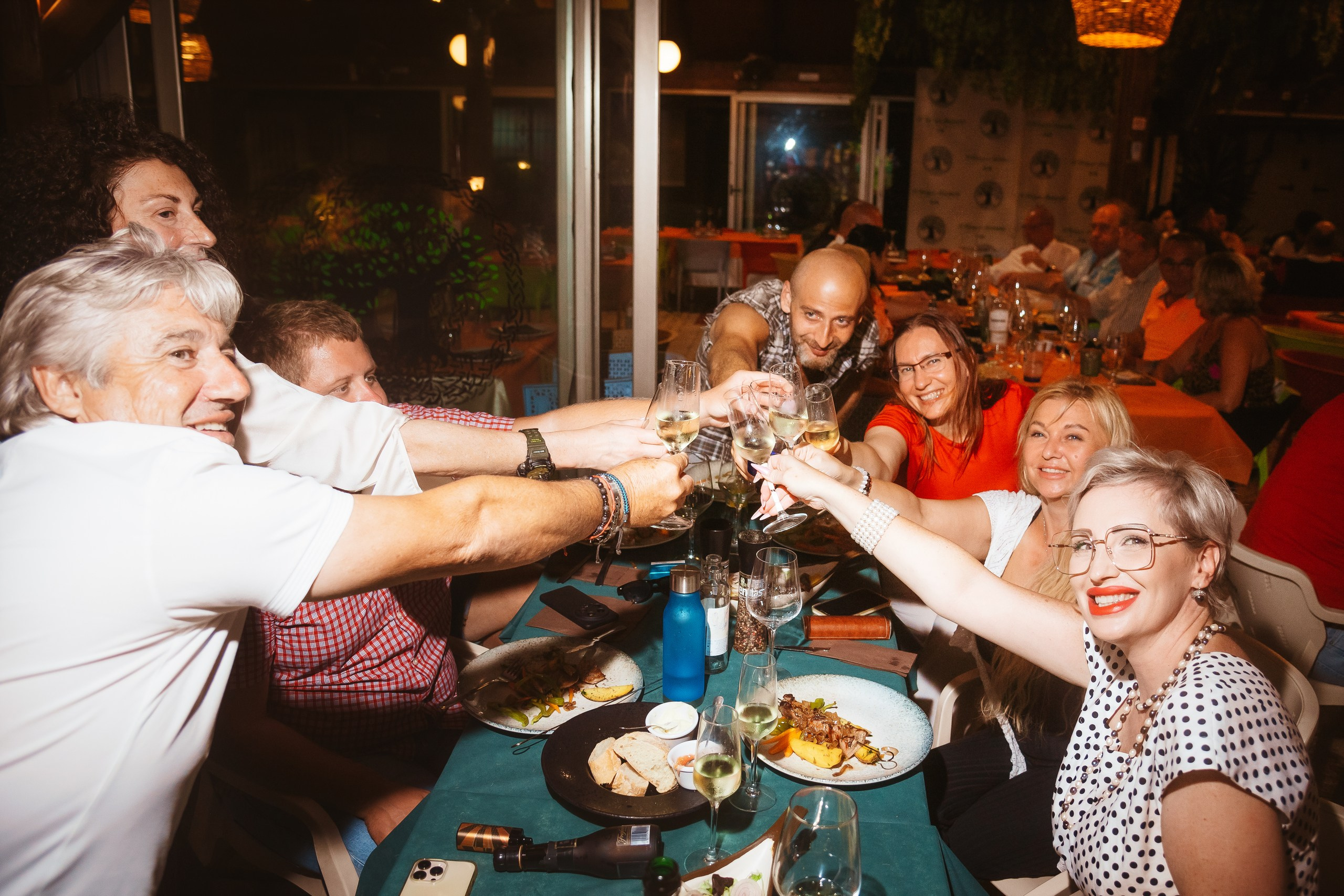 Photo report from a creative evening at the El Bosque Animado restaurant, Torrevieja