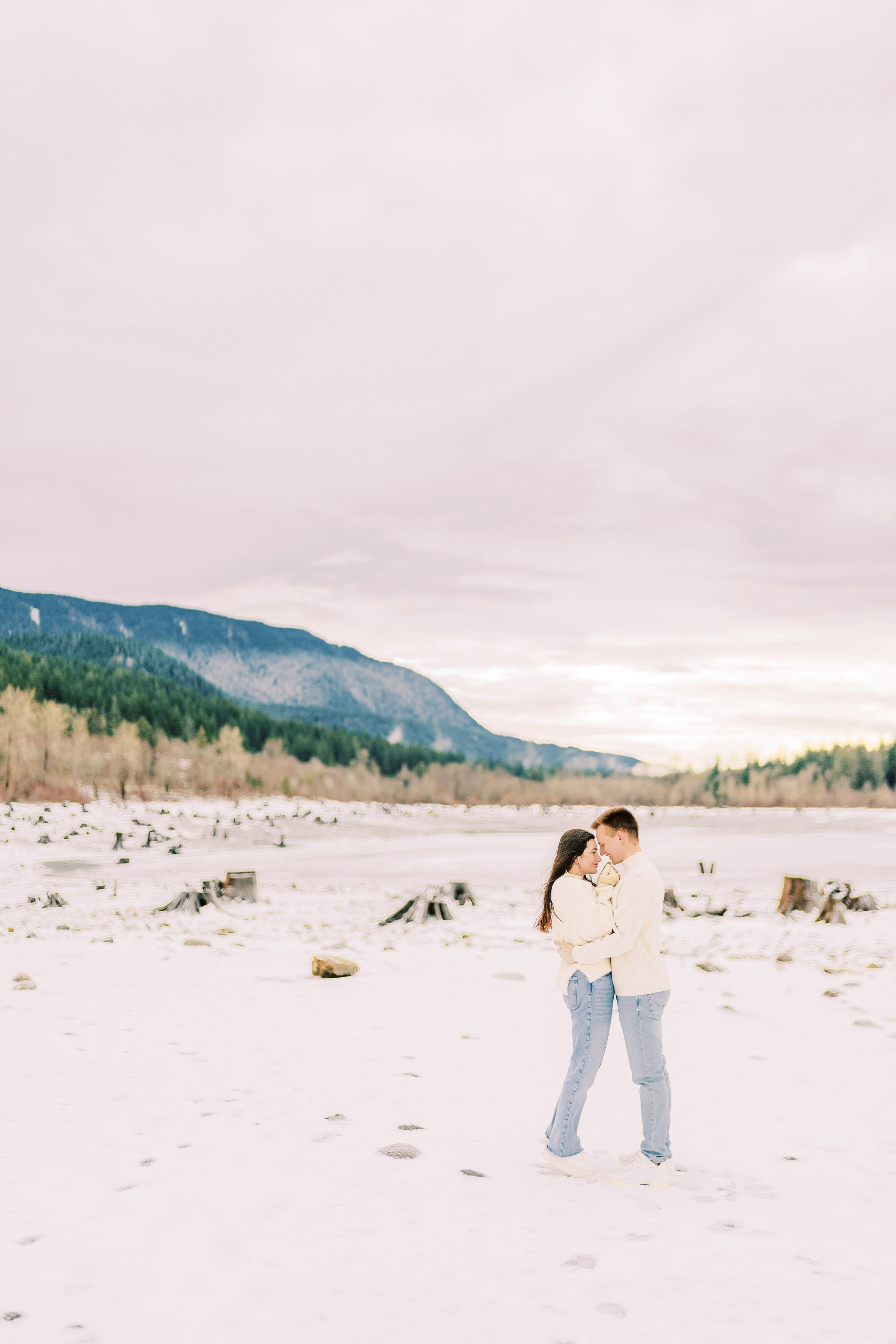 Irina & Bogdan / January 2024. Rattlesnake Lake, WA. EVAN ARISTOV WEDDING PHOTOGRAPHY — Seattle Wedding Photographer