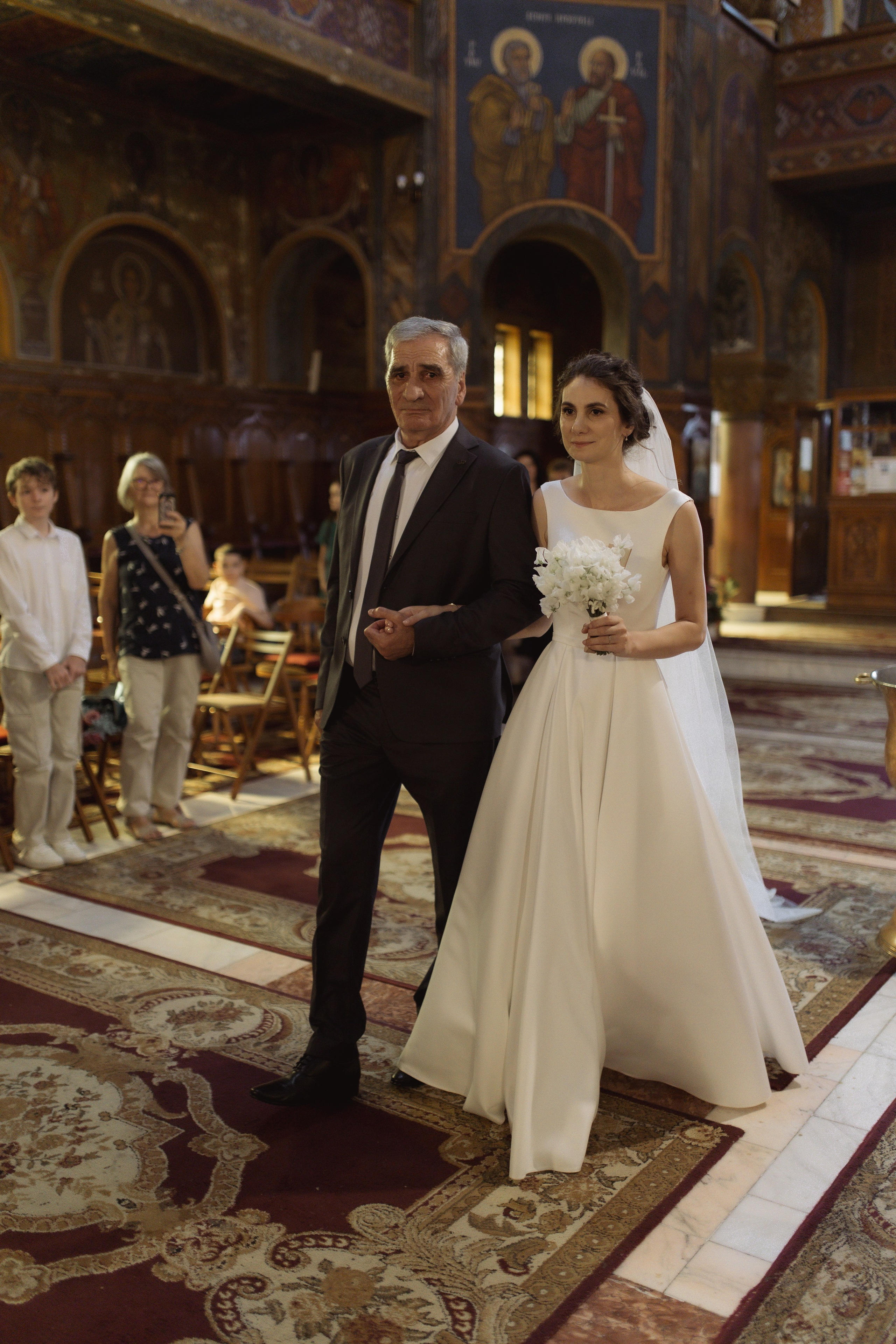 George & Alina | Wedding at Hotel Timisoara. Wedding photographer and videographer based in Timisoara, Romania