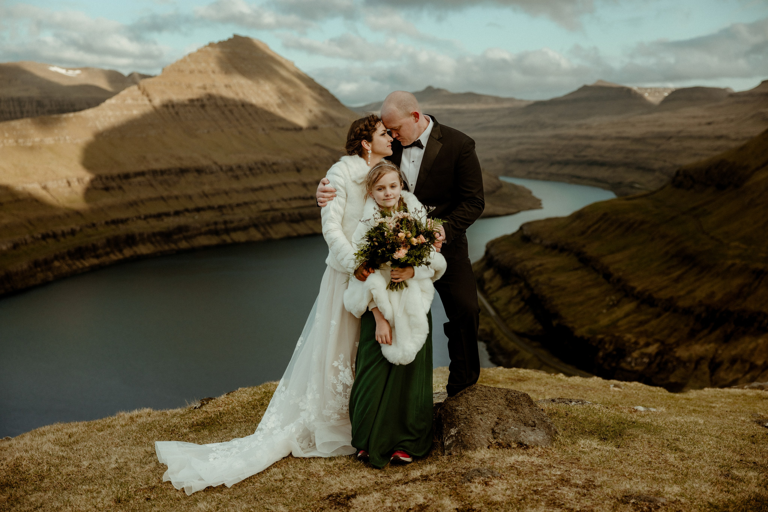 Faroe Islands elopement | Adventure wedding in Faroe Islands. Iceland elopement photographer & videographer
