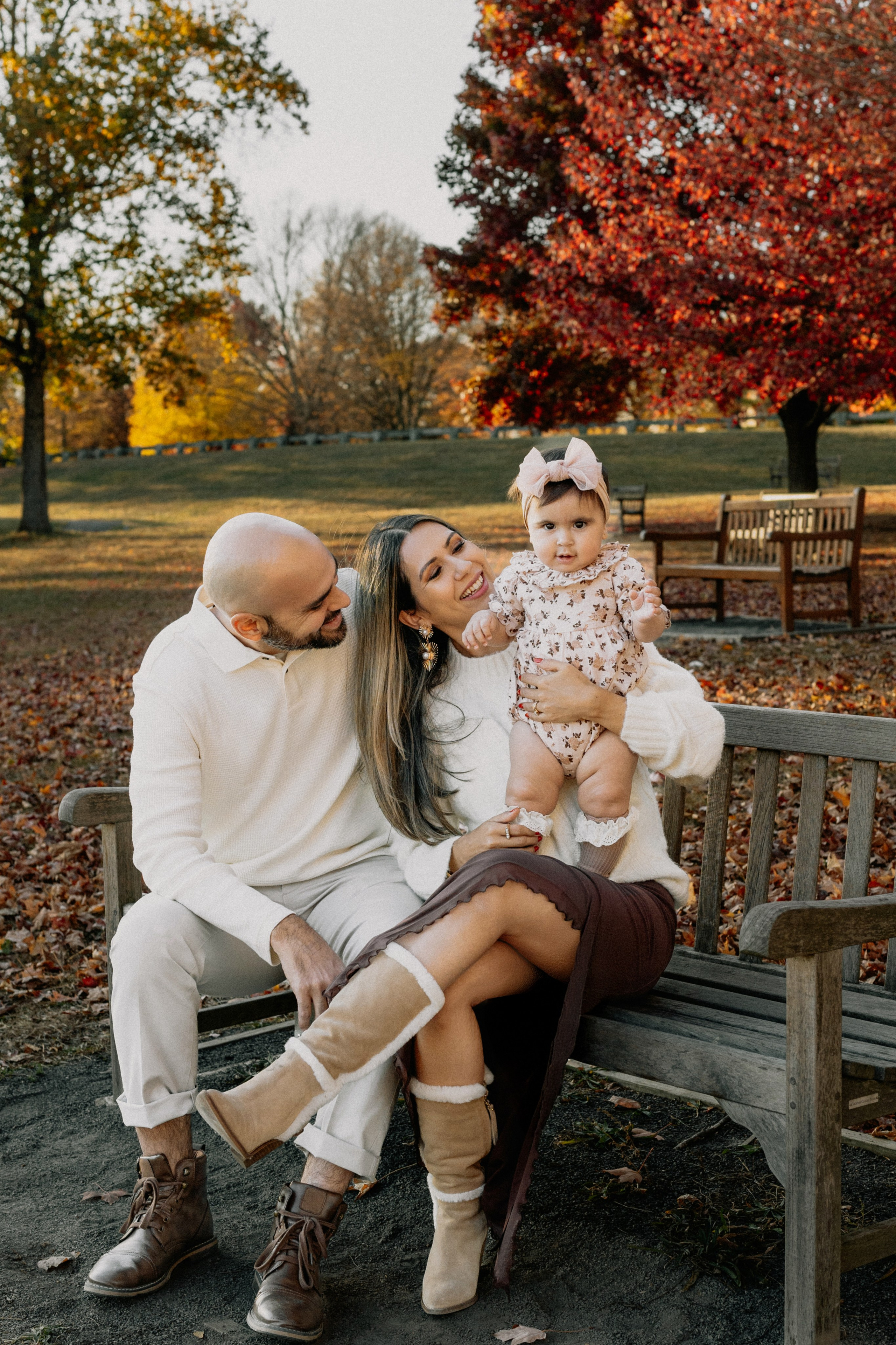 Fall Family Photography – Warm & Cozy Outdoor Session. Alisa Tant — Family and newborn photographer Bucks County, Montgomery county, Philadelphia, NJ