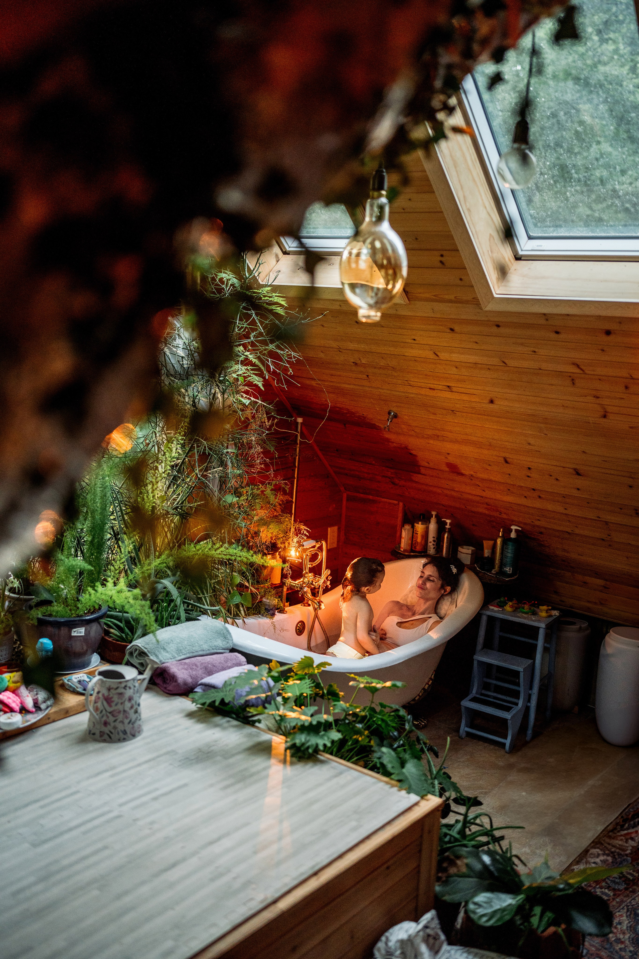 Family Photoshoot at Home in Philadelphia – Warm & Candid. Alisa Tant — Family and newborn photographer Bucks County, Montgomery county, Philadelphia, NJ