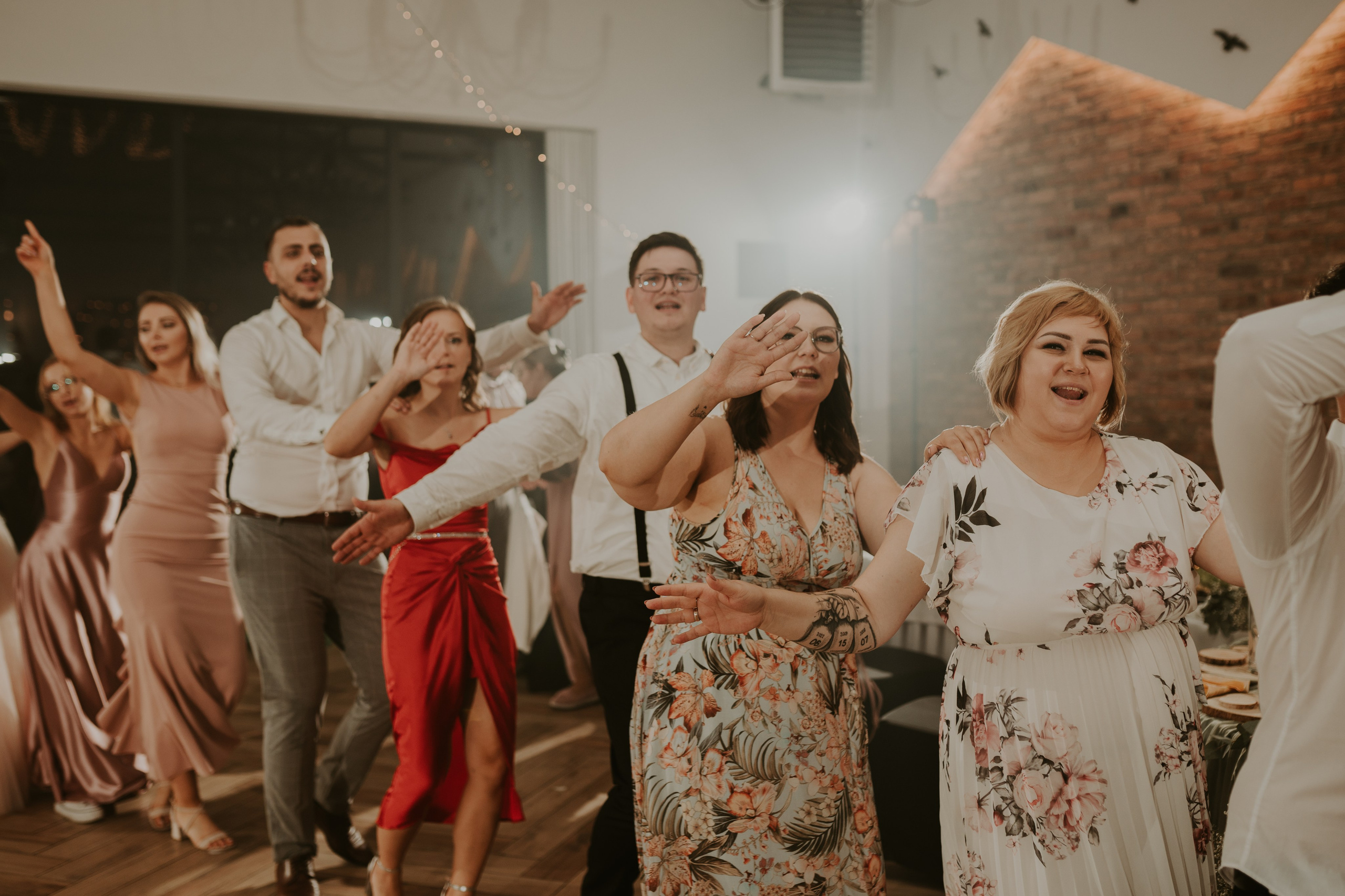 Trzy Drzewa: wspaniała uroczystość Wiktorii i Kamila. Karkowskafoto - fotografia miłości