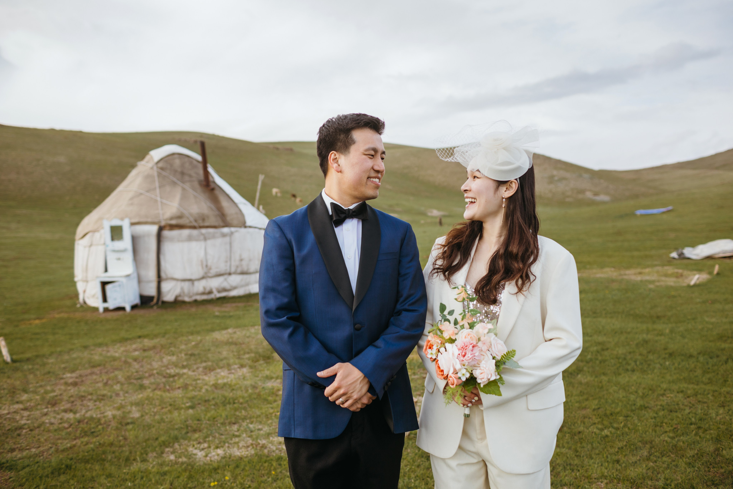 Свадебная фотосессия на Сон-Кёле — Alex & Stella (USA) | Оксана Шувалова, фотограф в Кыргызстане — Wedding Photoshoot Son-Kul. Фотограф в Бишкеке Оксана Шувалова