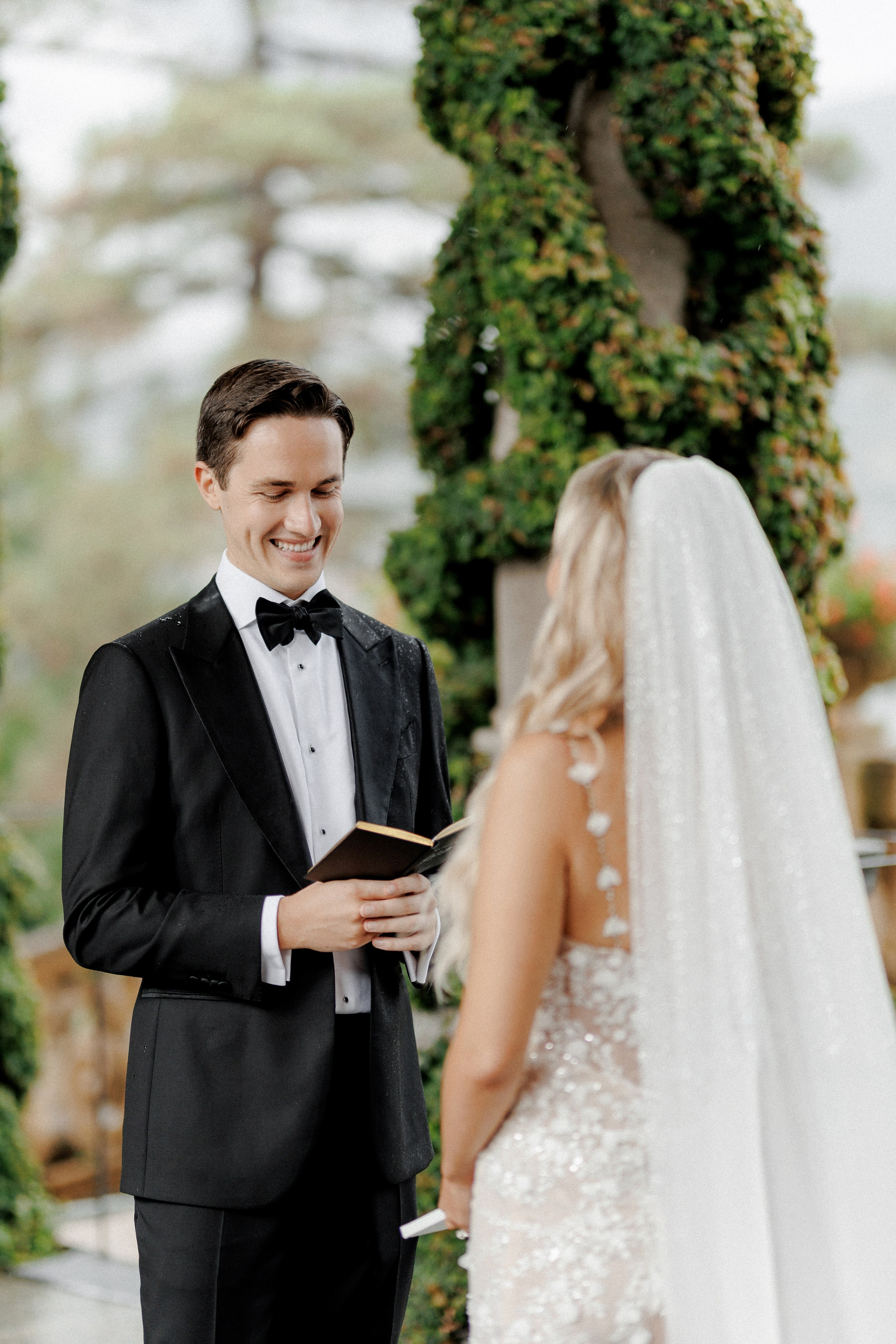 A Timeless & Chic Wedding at Villa Balbianello and Grand Hotel Tremezzo, Lake Como. Wedding and Family Photographer Switzerland and Italy. Valeria Diaz