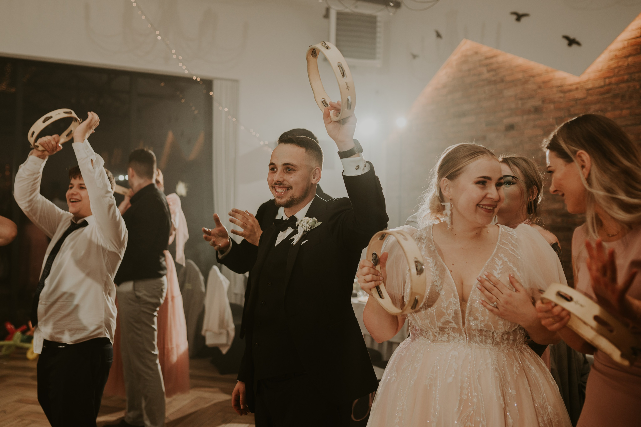 Trzy Drzewa: wspaniała uroczystość Wiktorii i Kamila. Karkowskafoto - fotografia miłości