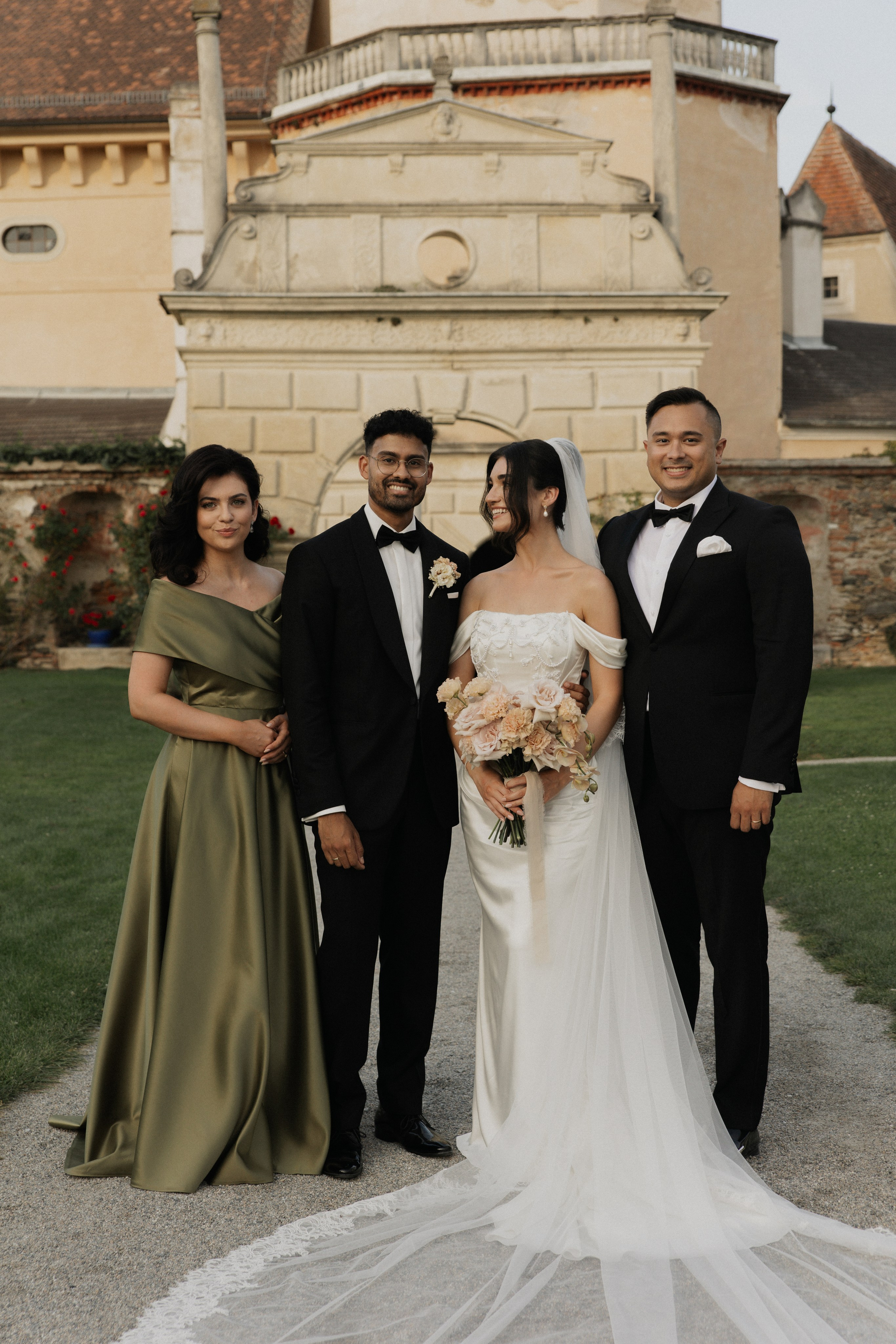 Elegant Castle Wedding in Austria | Alwin & Ruth’s Fairytale Celebration. Wedding photographer and videographer based in Timisoara, Romania