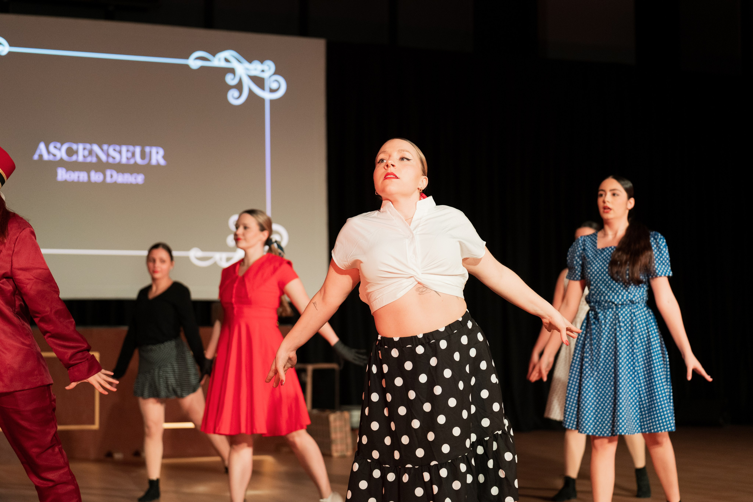 Soirée annuelle de Rock Dance Company à Genève | Reportage photo par Eugenia Andres. Photographe à Genève - Eugenia Andres