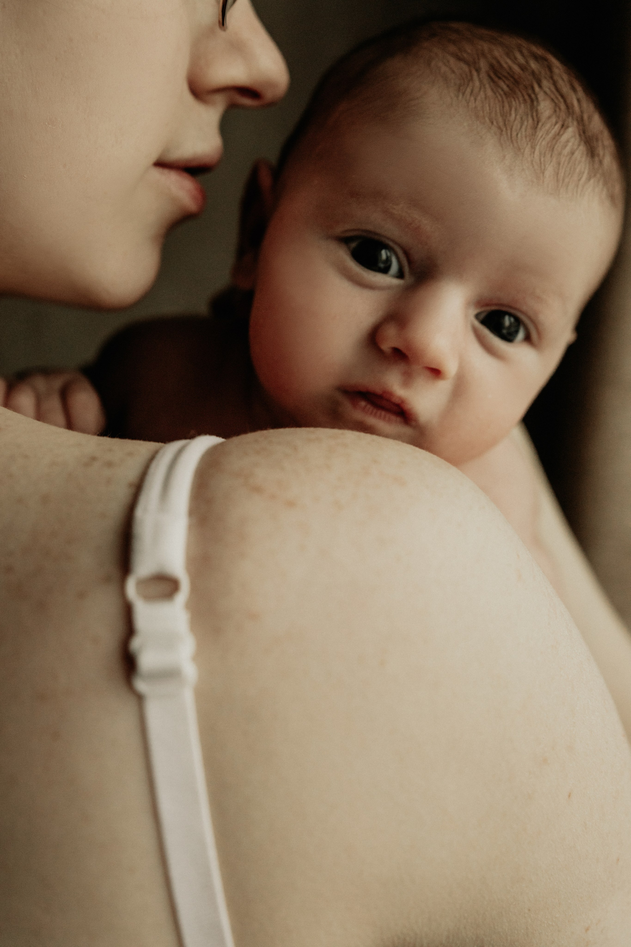 Newborn & Sibling Photography – First Precious Moments Together. Alisa Tant — Family and newborn photographer Bucks County, Montgomery county, Philadelphia, NJ