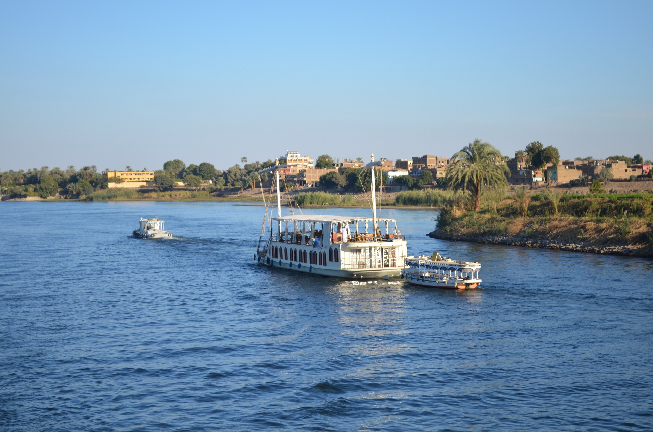 Croisière sur le Nil. Милок и Кирок это позитивные и реальные персоны из Люксембурга, много