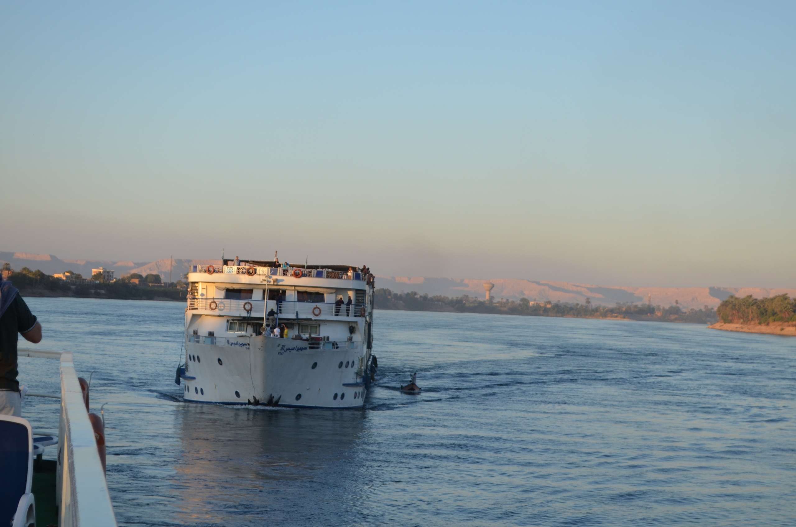 Croisière sur le Nil. Милок и Кирок это позитивные и реальные персоны из Люксембурга, много