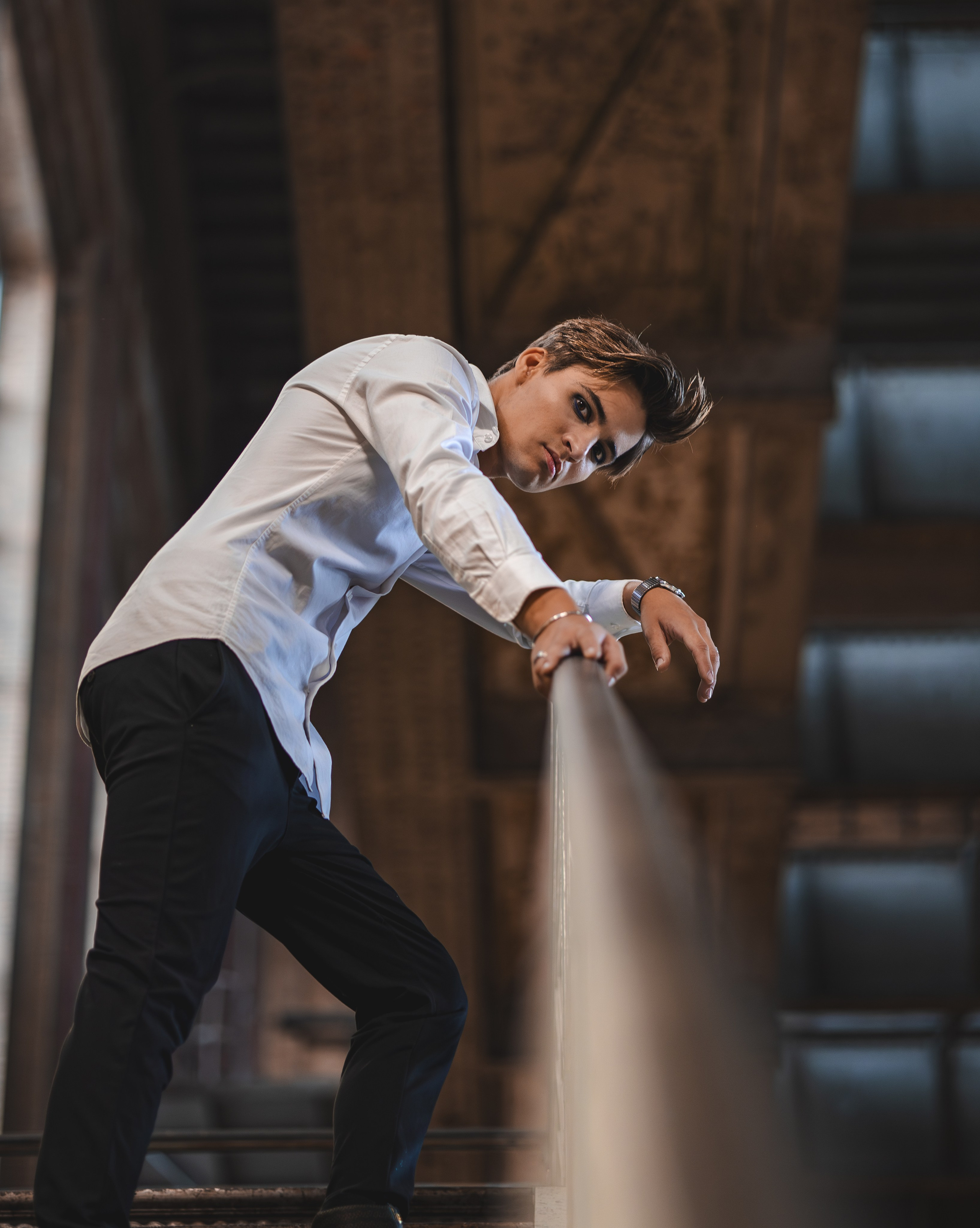 Inspirerende trouwfoto met exclusieve bruidsjurk in Interscaut Schelle - Kapture Fotografie