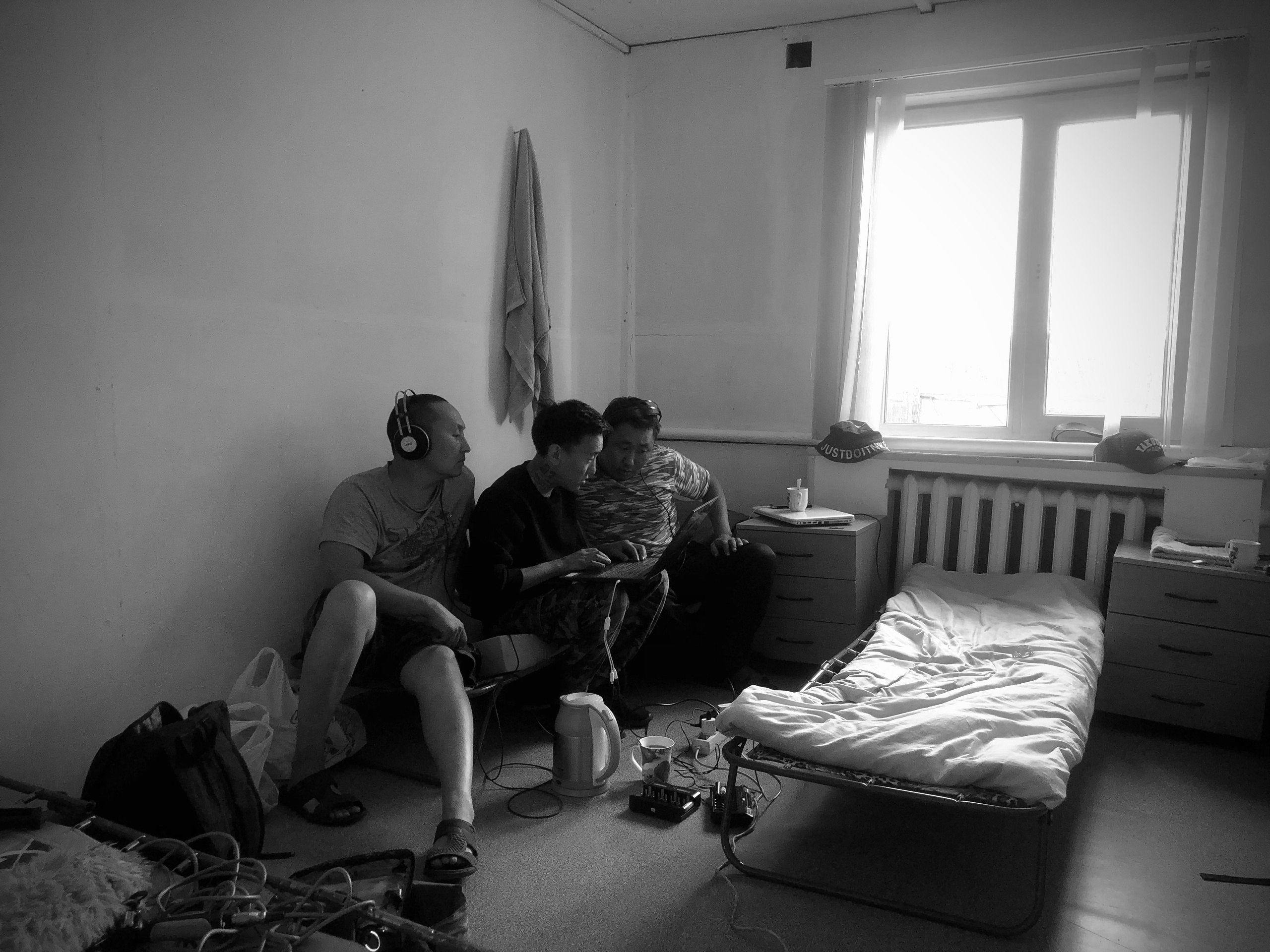 Aita (filming). Filmmaker