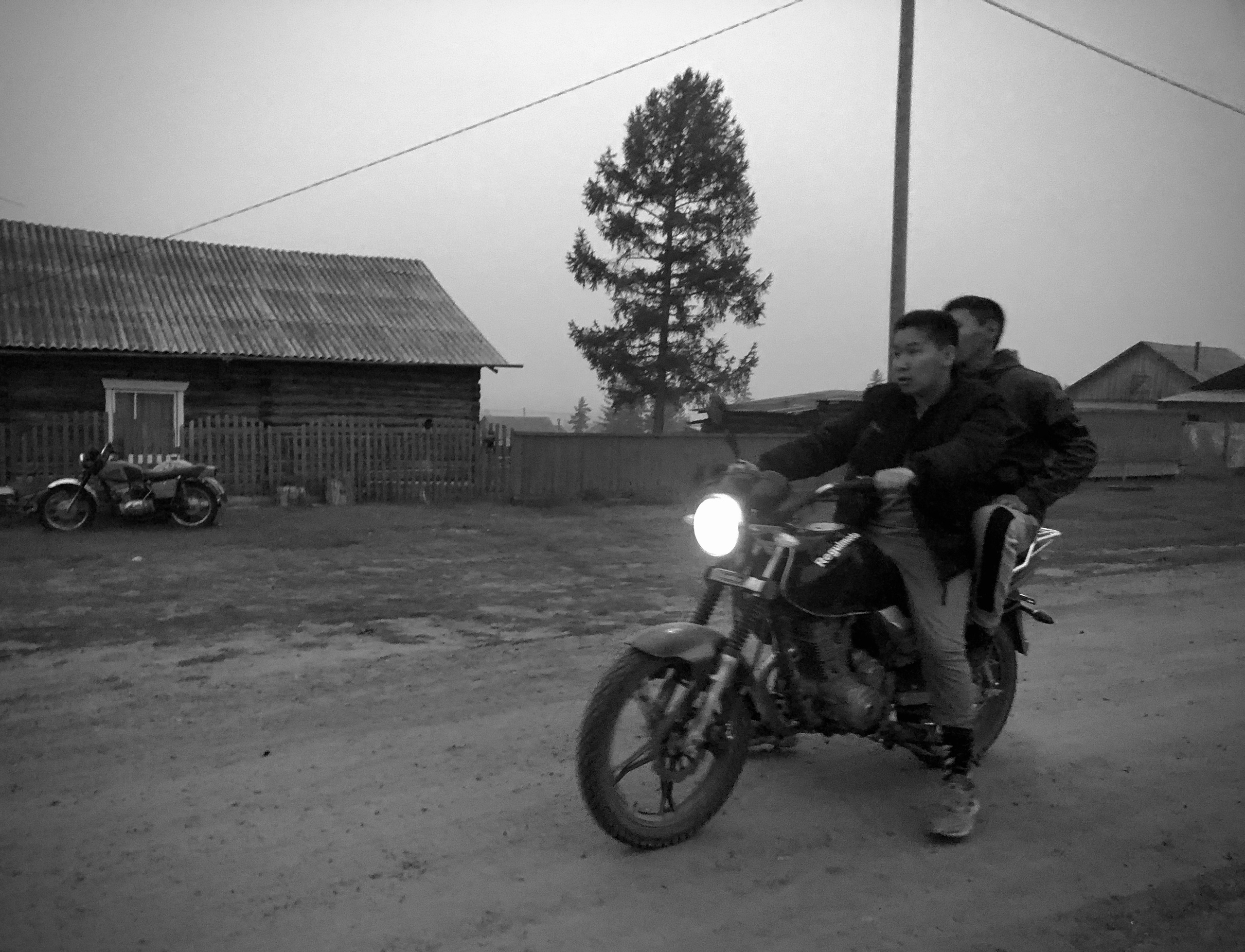 Aita (filming). Filmmaker