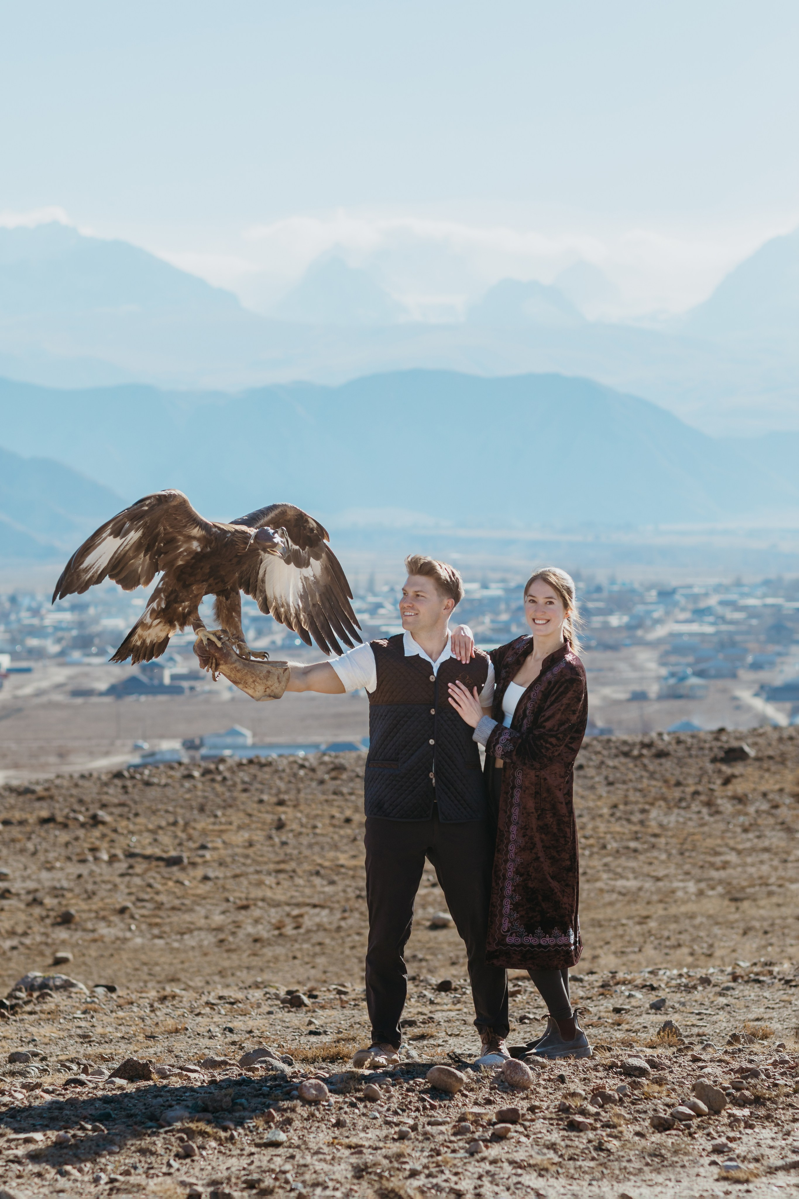 Предложение Дэниела и Джесс — Иссык-Куль, Каджи-Сай | Оксана Шувалова фотограф — Proposal Photos Kyrgyzstan (Issyk-Kul, Kajy-Say). Фотограф в Бишкеке Оксана Шувалова