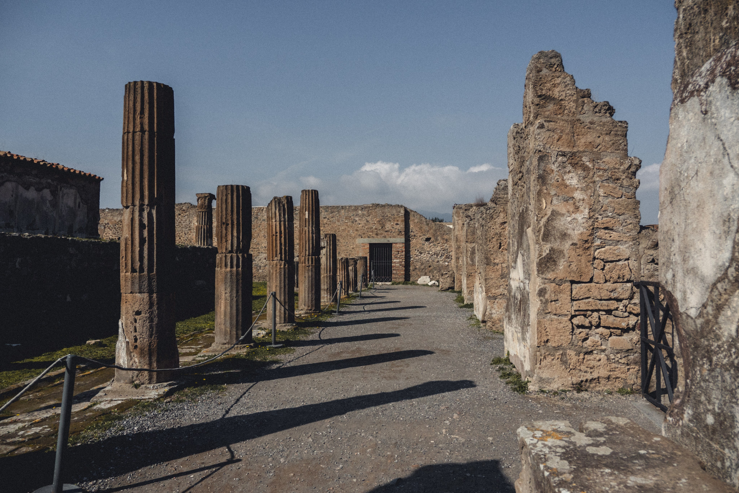 Pompeii. Photographe sur Cote d’Azur. Portraits de familles, couples, enfants, événements