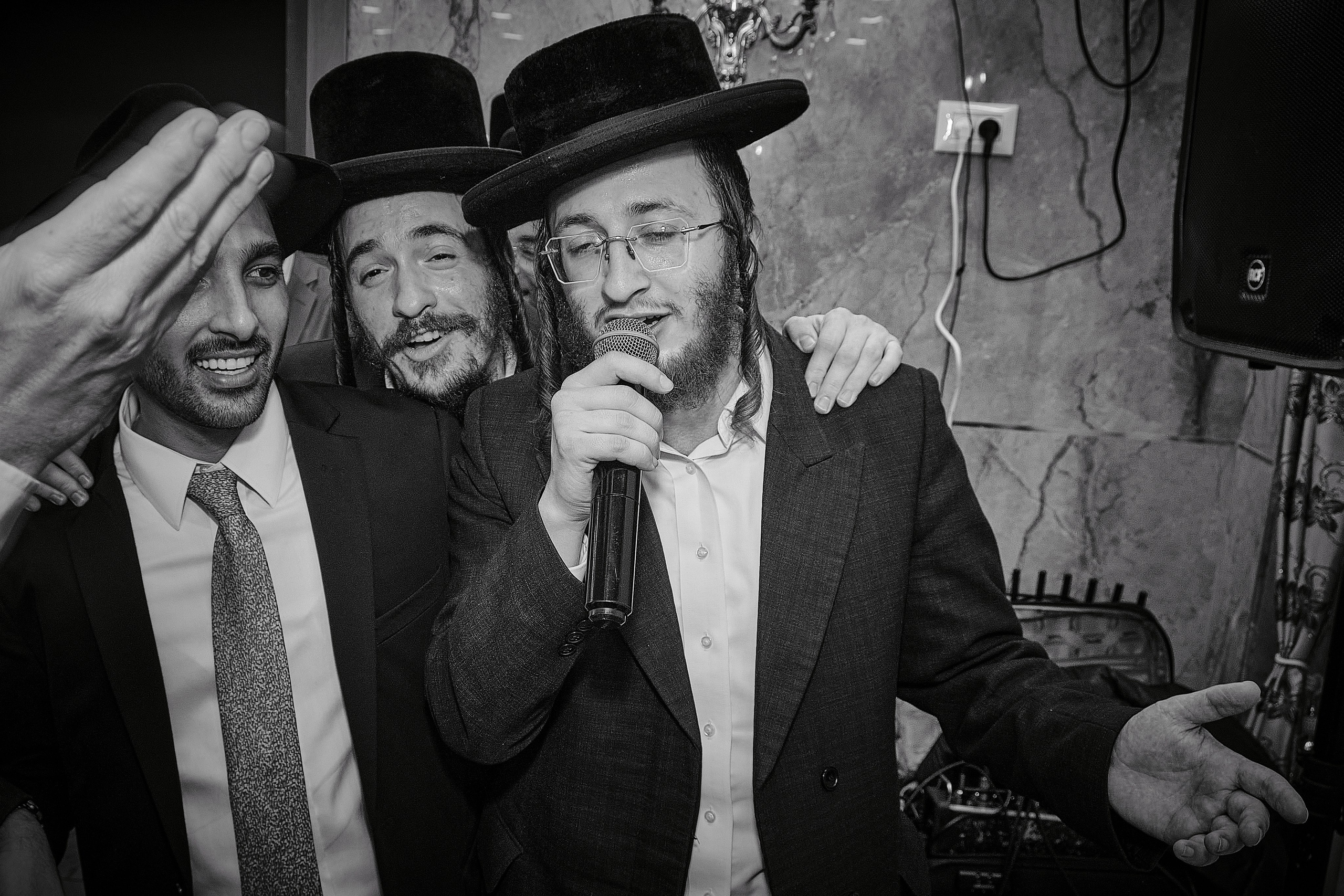 Middle East Photo Agency — Photography & Event Magnets — סוכנות צילום והדפסת מגנטים לאירועים