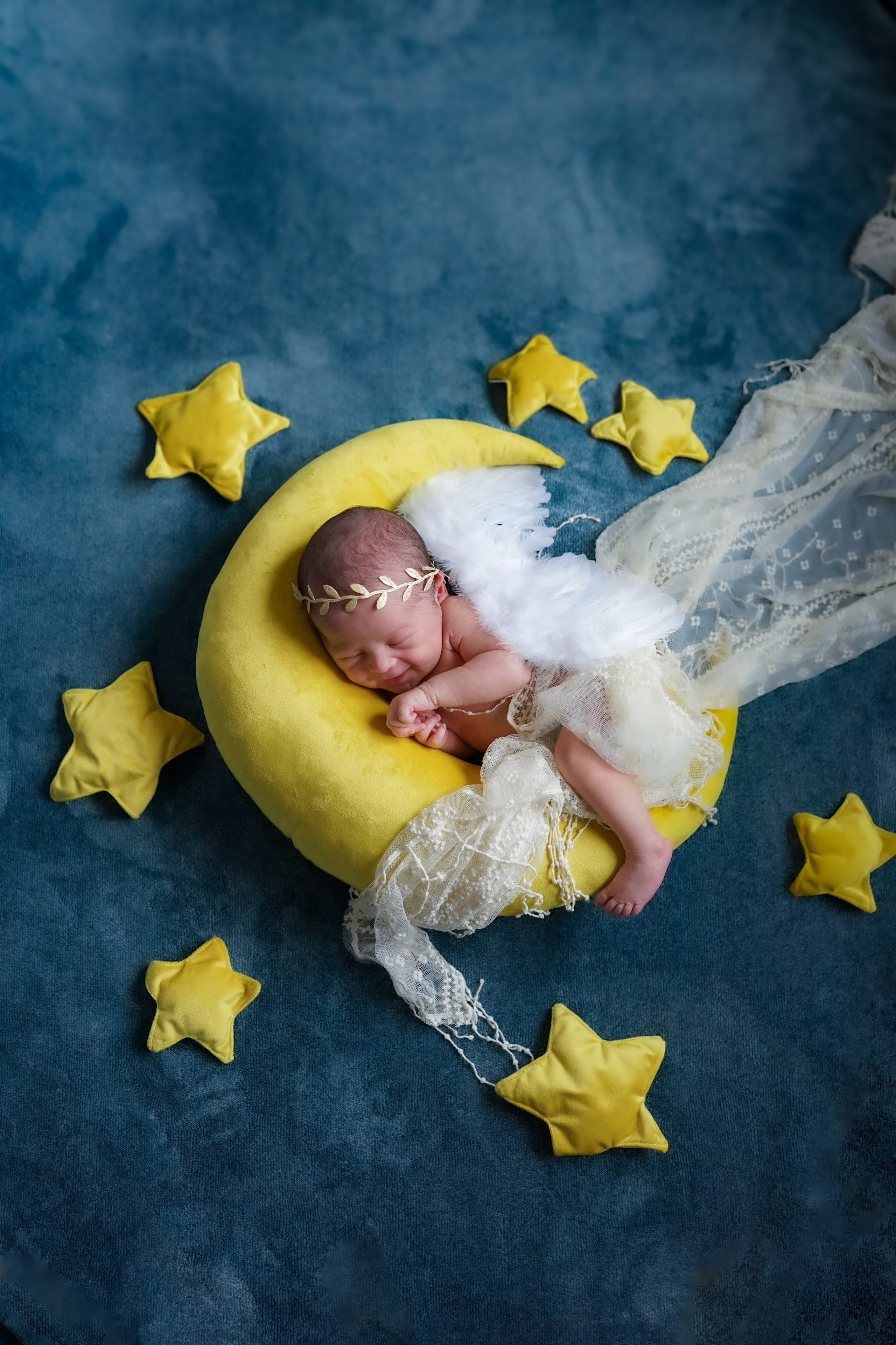 Posed Newborn. Maternity, family and newborn photography in San Francisco Bay Area
