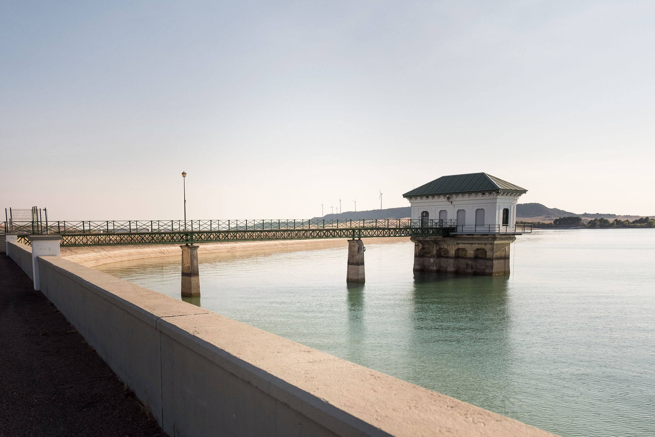 Preboda en Sotonera Huesca - Vanes y David - fotografos Zaragoza. PIXLOVE - Fotógrafos de bodas Huesca Pirineos Zaragoza
