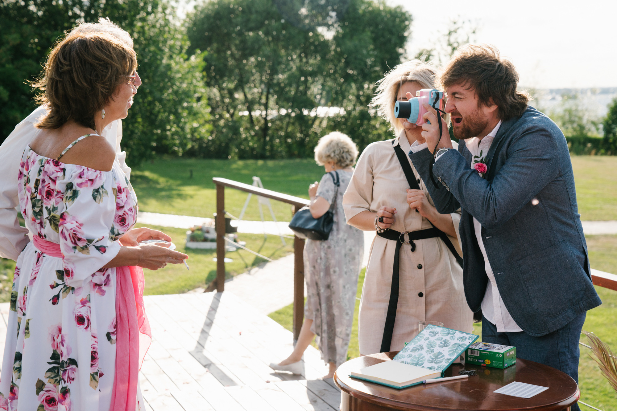 Hochzeitsfotografie im Yachtclub Ammersee und in der Schweiz. Inna Zaytseva Photography | Fotografin in München | Content Creation